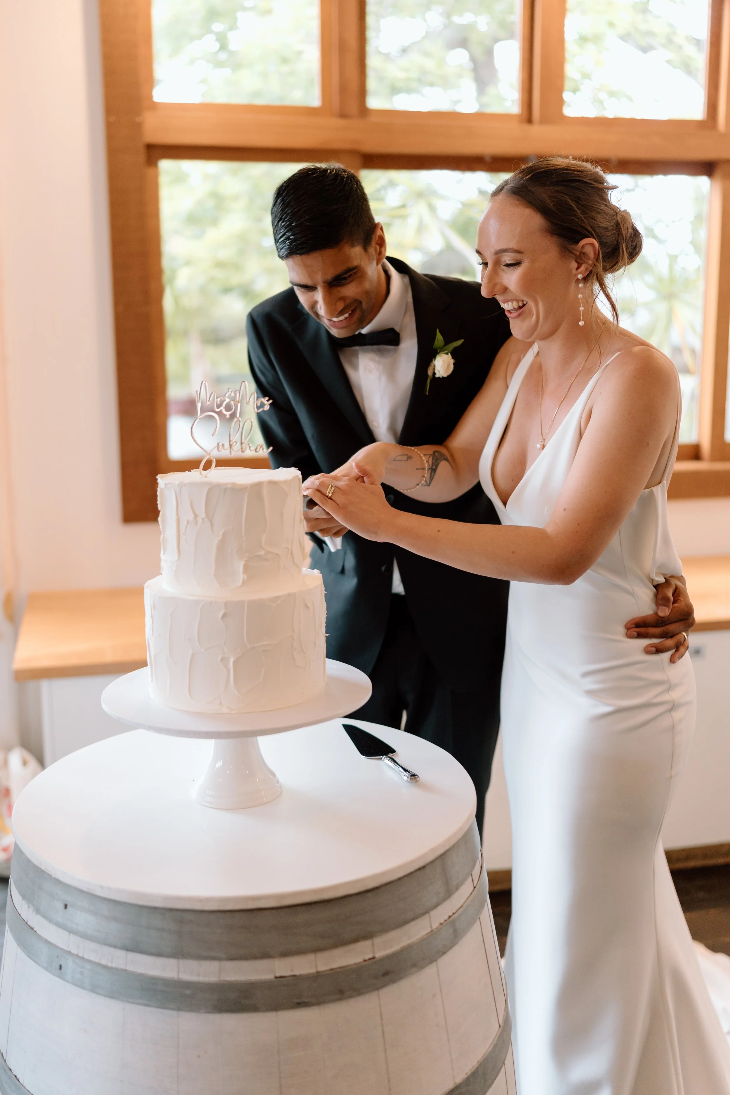 The-Boat-House-Riverhead-Auckland-Wedding-Venue-Emma-and-Hamish15.jpg