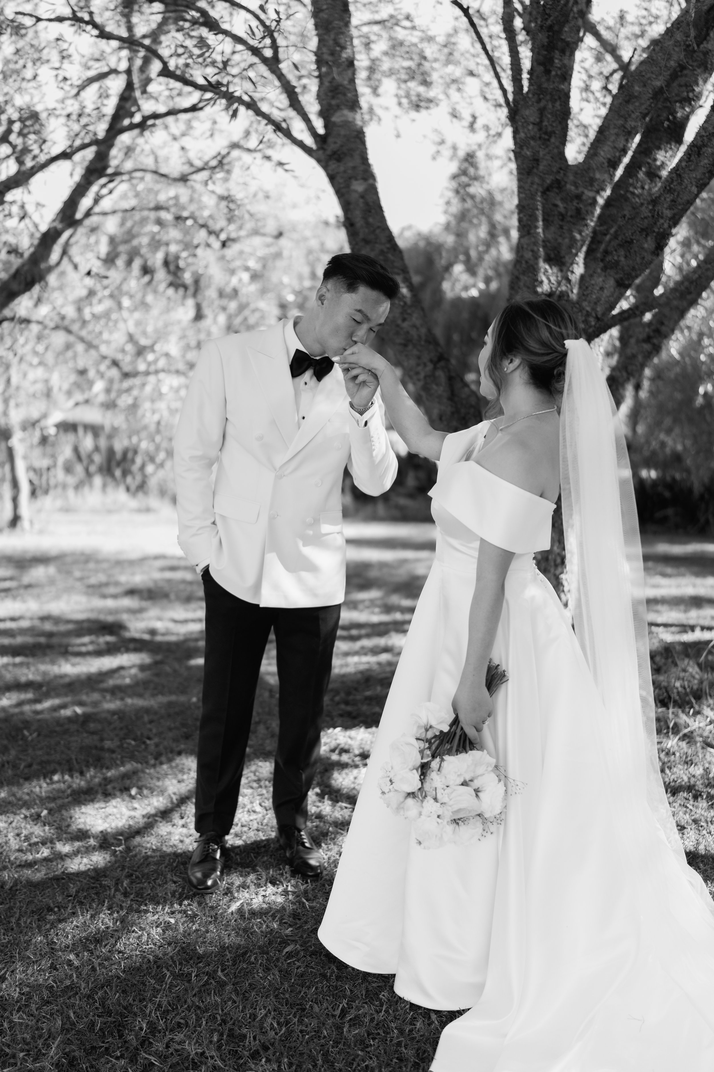 Mikki+Emily_Hunting-Lodge-Auckland-Wedding-Photographer118.jpg