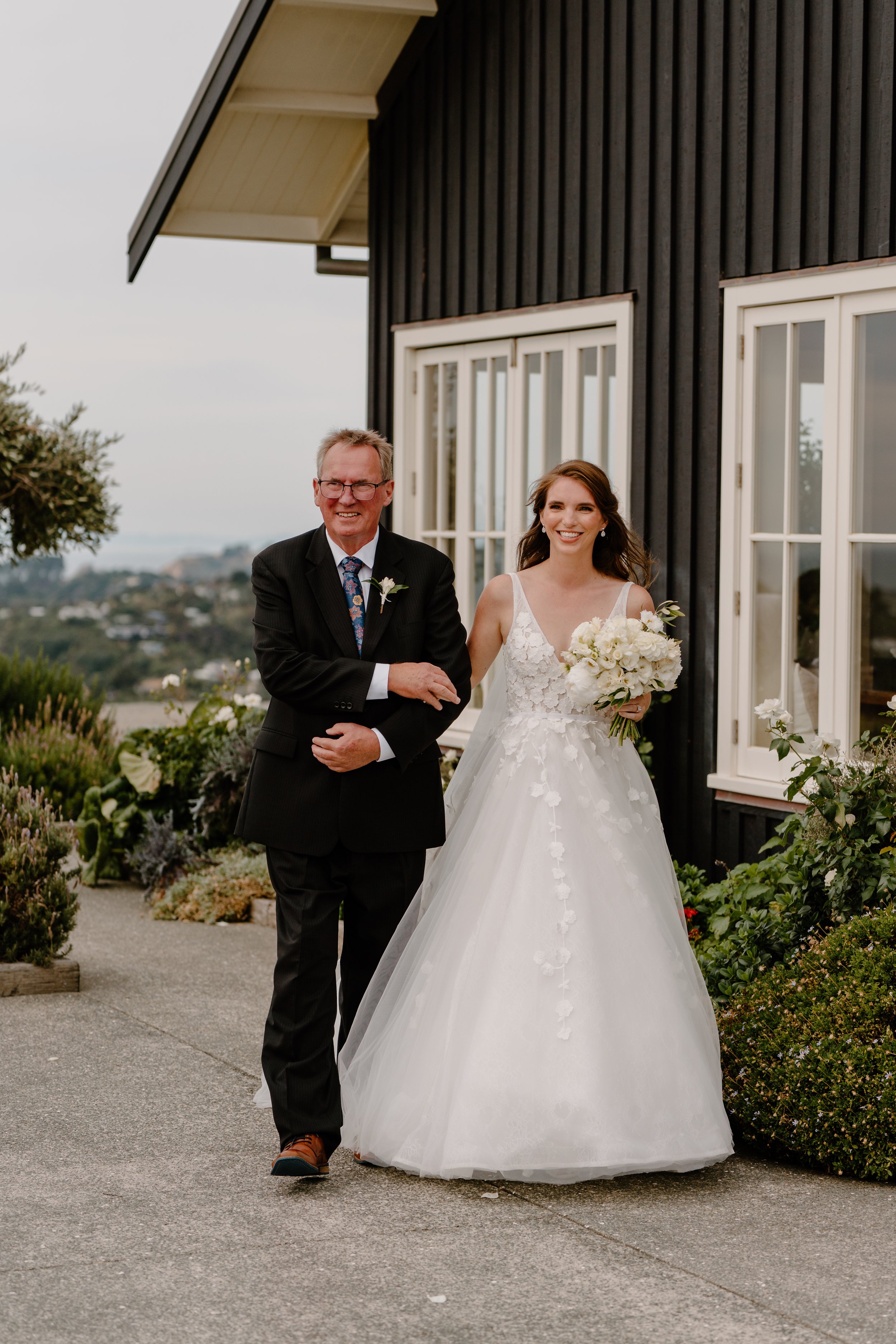 Olivia+Andrew_Mudbrick-Vineyard-Wedding-Waiheke-Photographer46.jpg