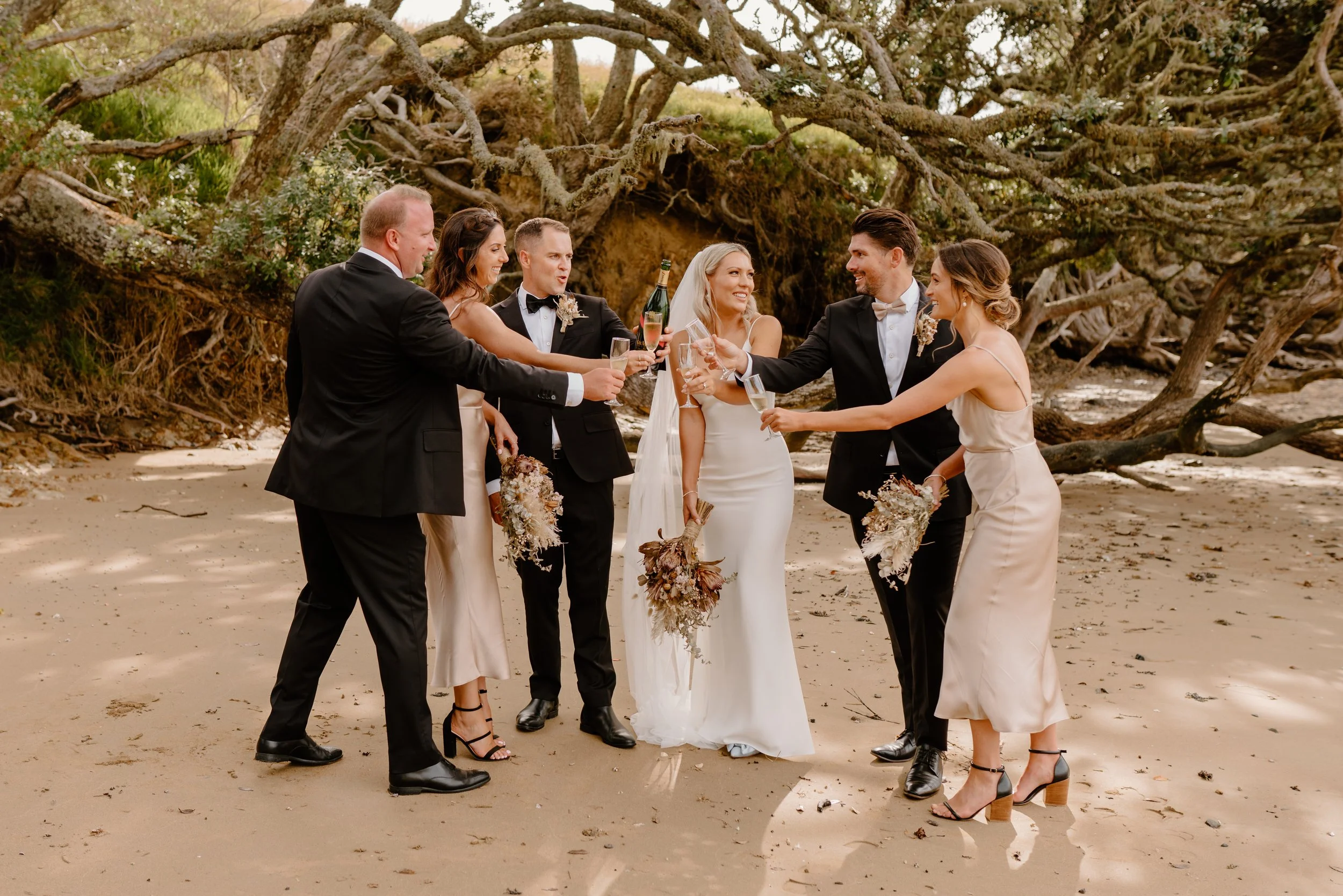 Erin+Nick_Baylys-Farm-Wedding-Photography38.jpg