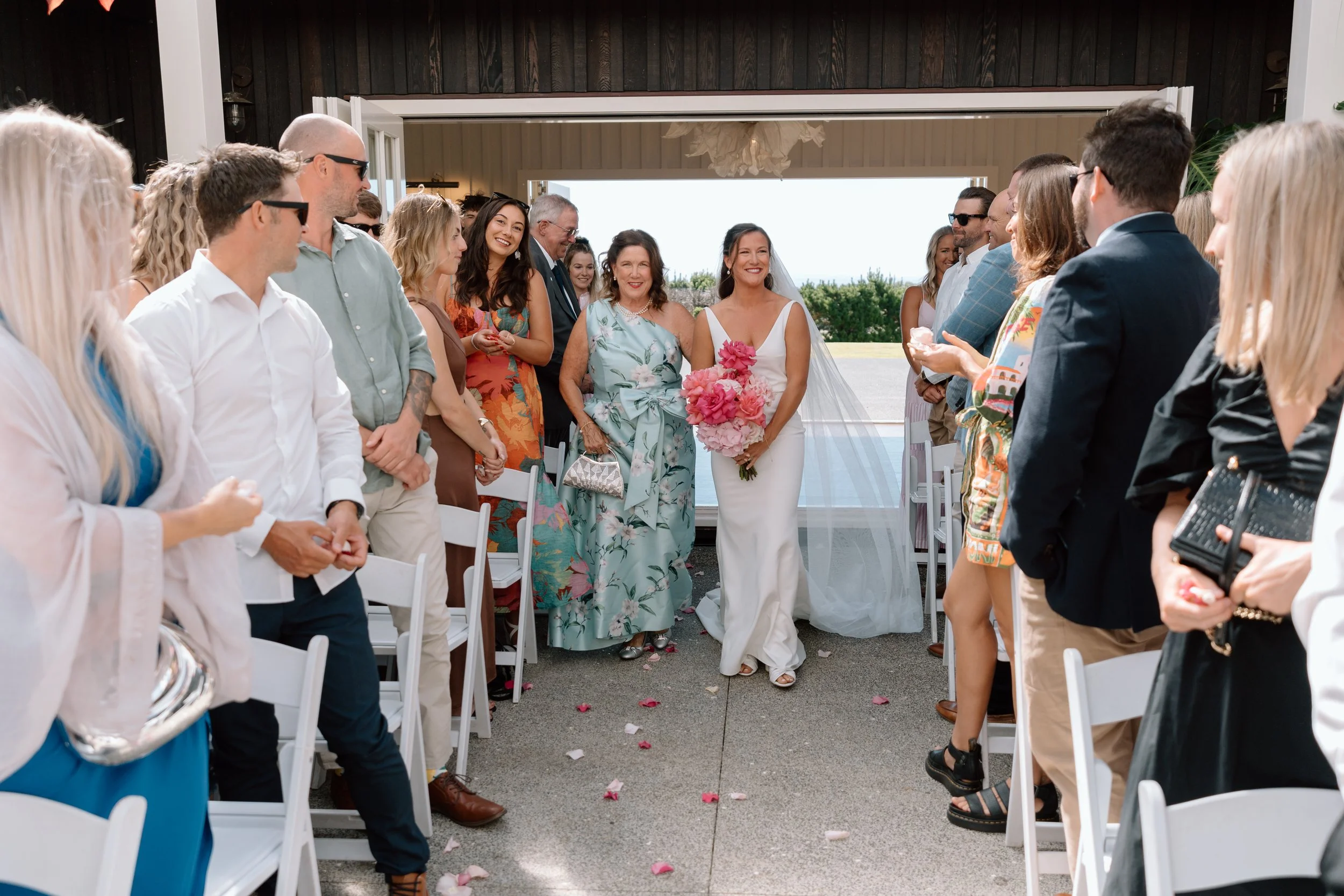 Mudbrick-Vineyard-Waiheke-Wedding-Auckland-Kahn-and-Allie25.jpg