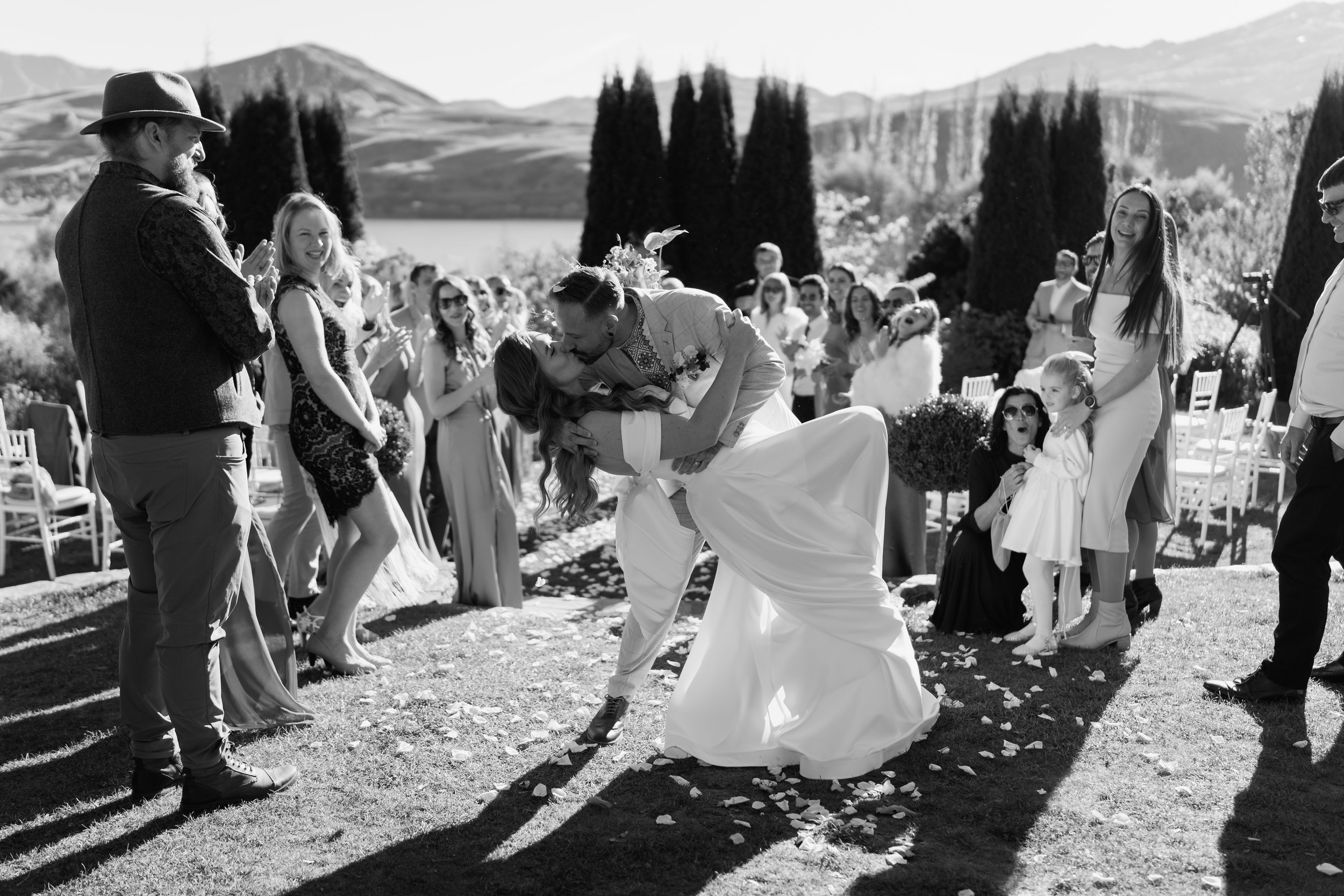 Helena+Gavin-Stoneridge-Estate-Queenstown-Wedding-Photographer105.jpg