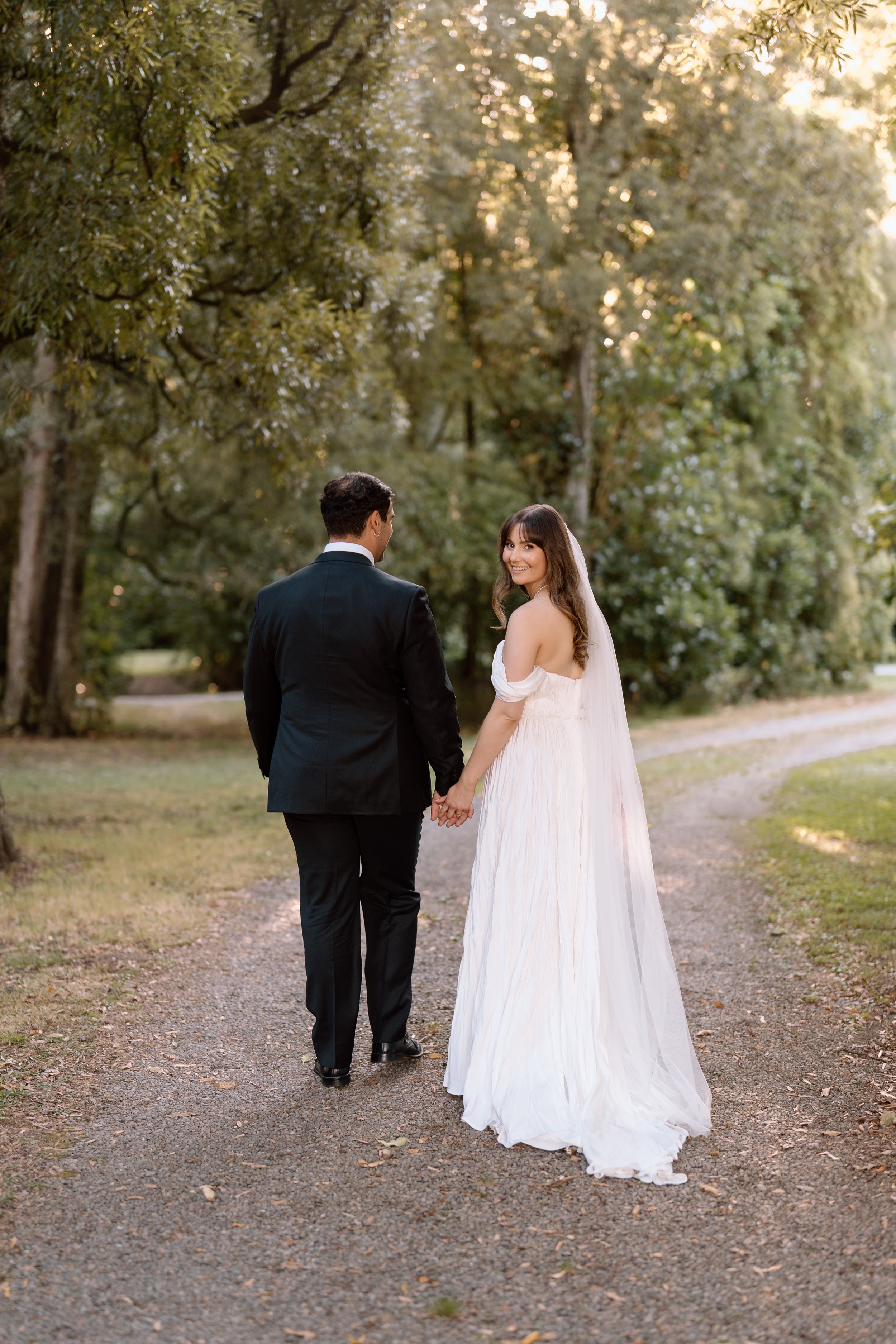 JJ+Jasmine-Wellington-Wedding-Photographer-Rose-&-Smith-Tauherenikau-Racecourse84.jpg