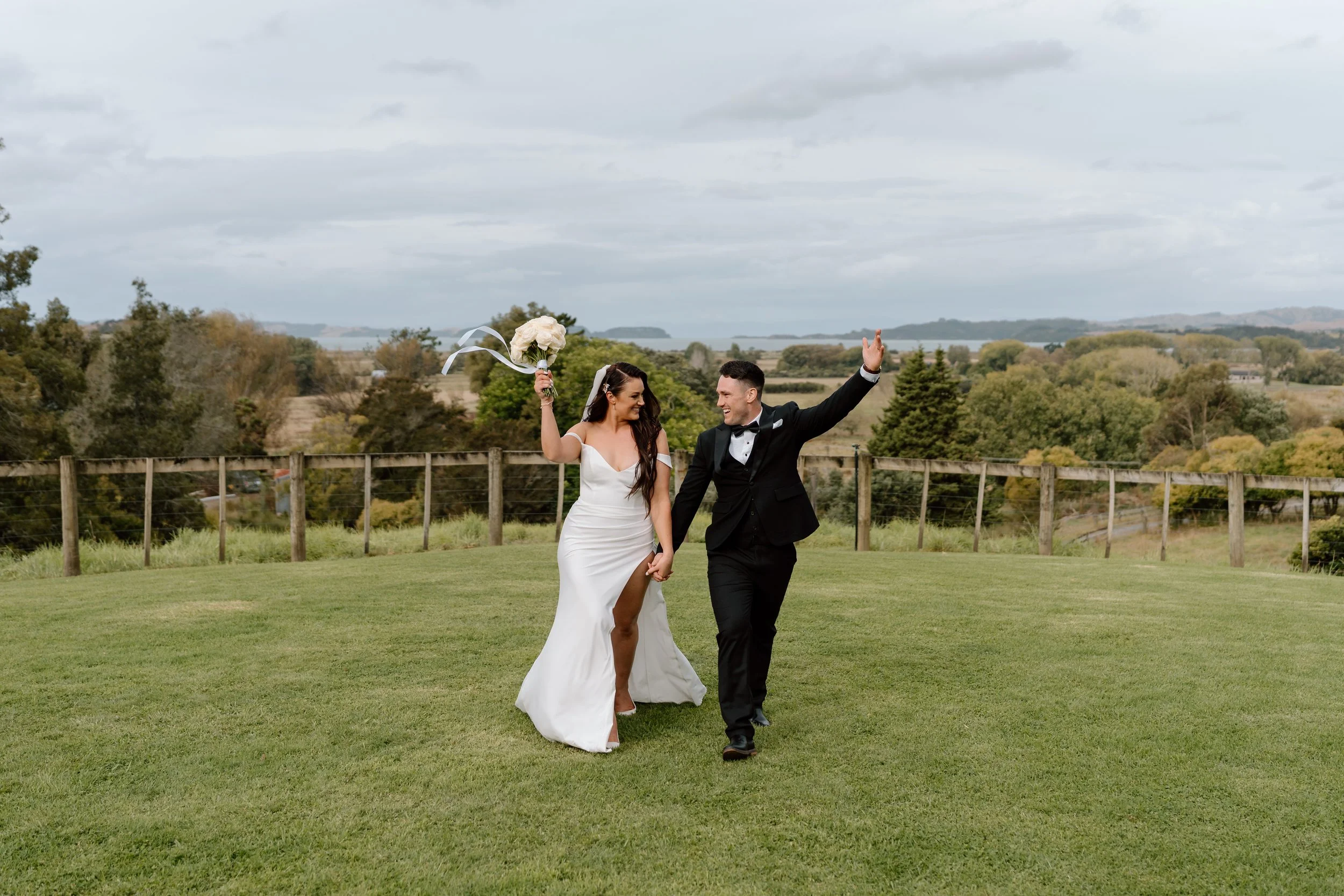 Nocton-Woolshed-Auckland-Wedding-Venue-Emily-and-Cameron38.jpg