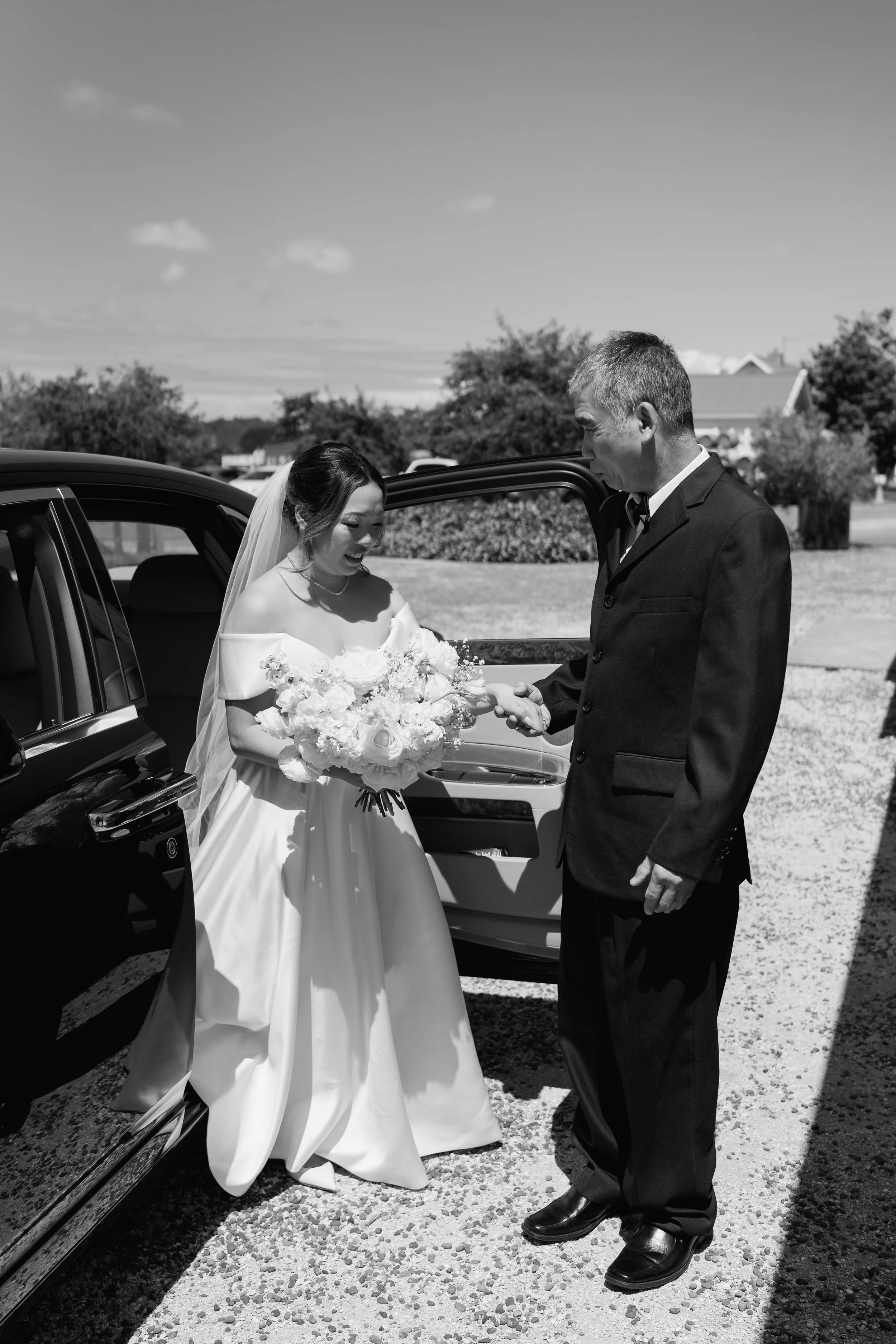 Mikki+Emily_Hunting-Lodge-Auckland-Wedding-Photographer56.jpg