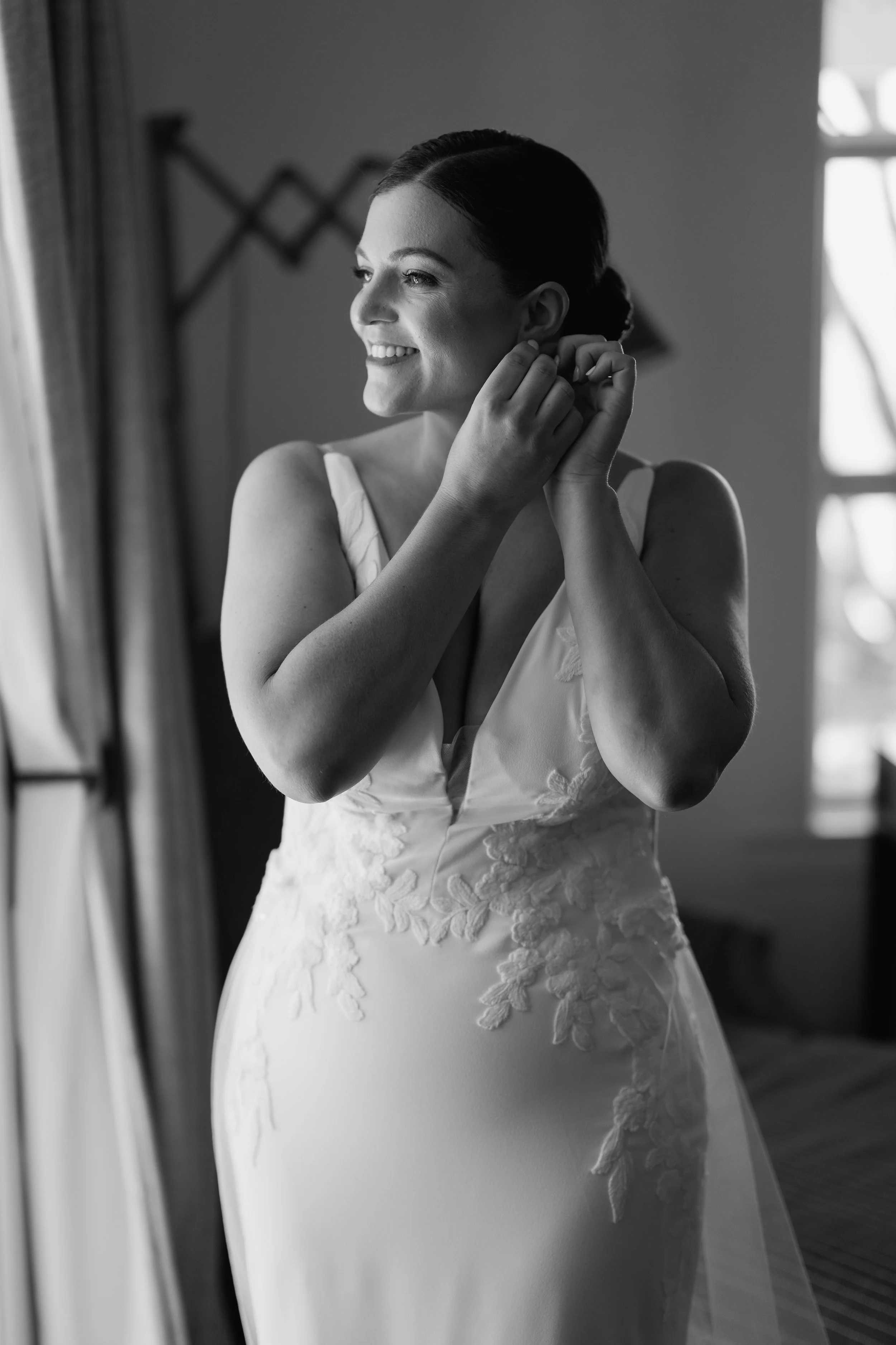 Paula Mark-Man-O-War-Waiheke-Wedding14.jpg