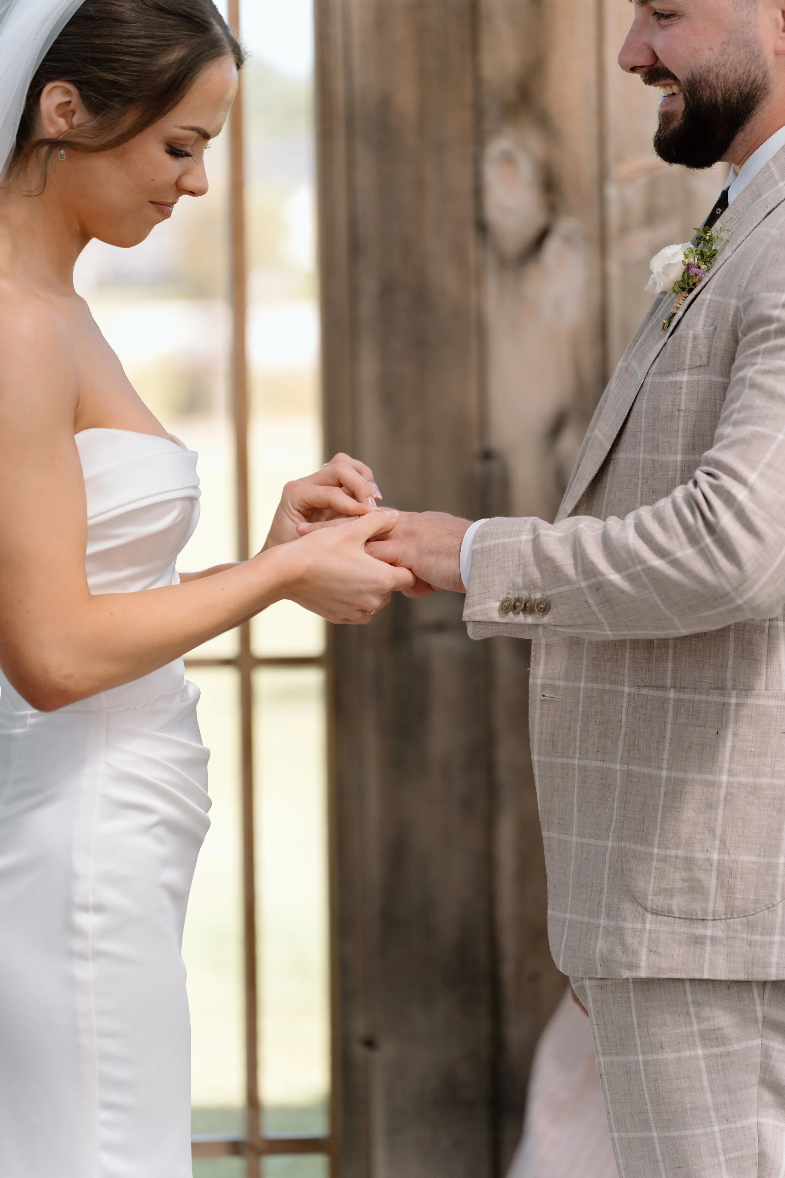 Hannah+Alex_Previews-147.jpg