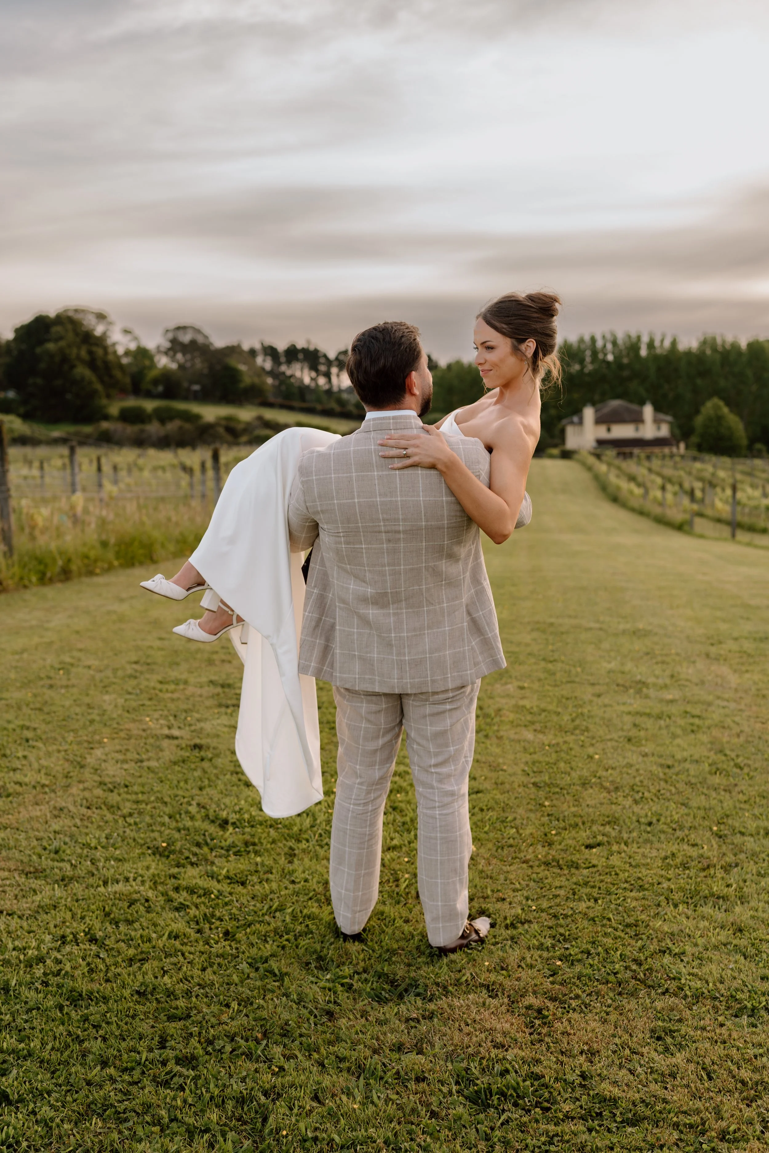 Hannah+Alex_Previews-253.jpg