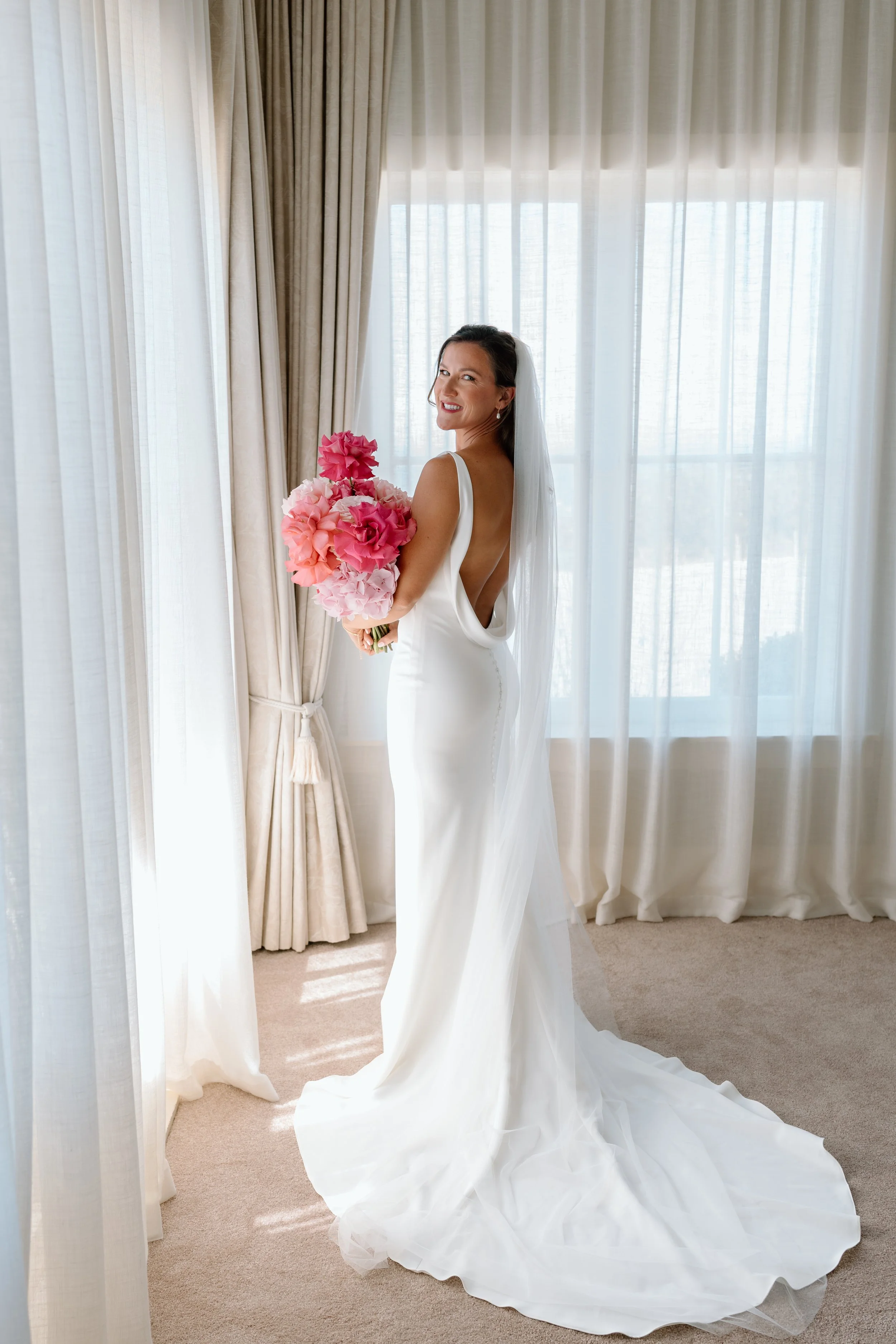 Mudbrick-Vineyard-Waiheke-Wedding-Auckland-Kahn-and-Allie19.jpg