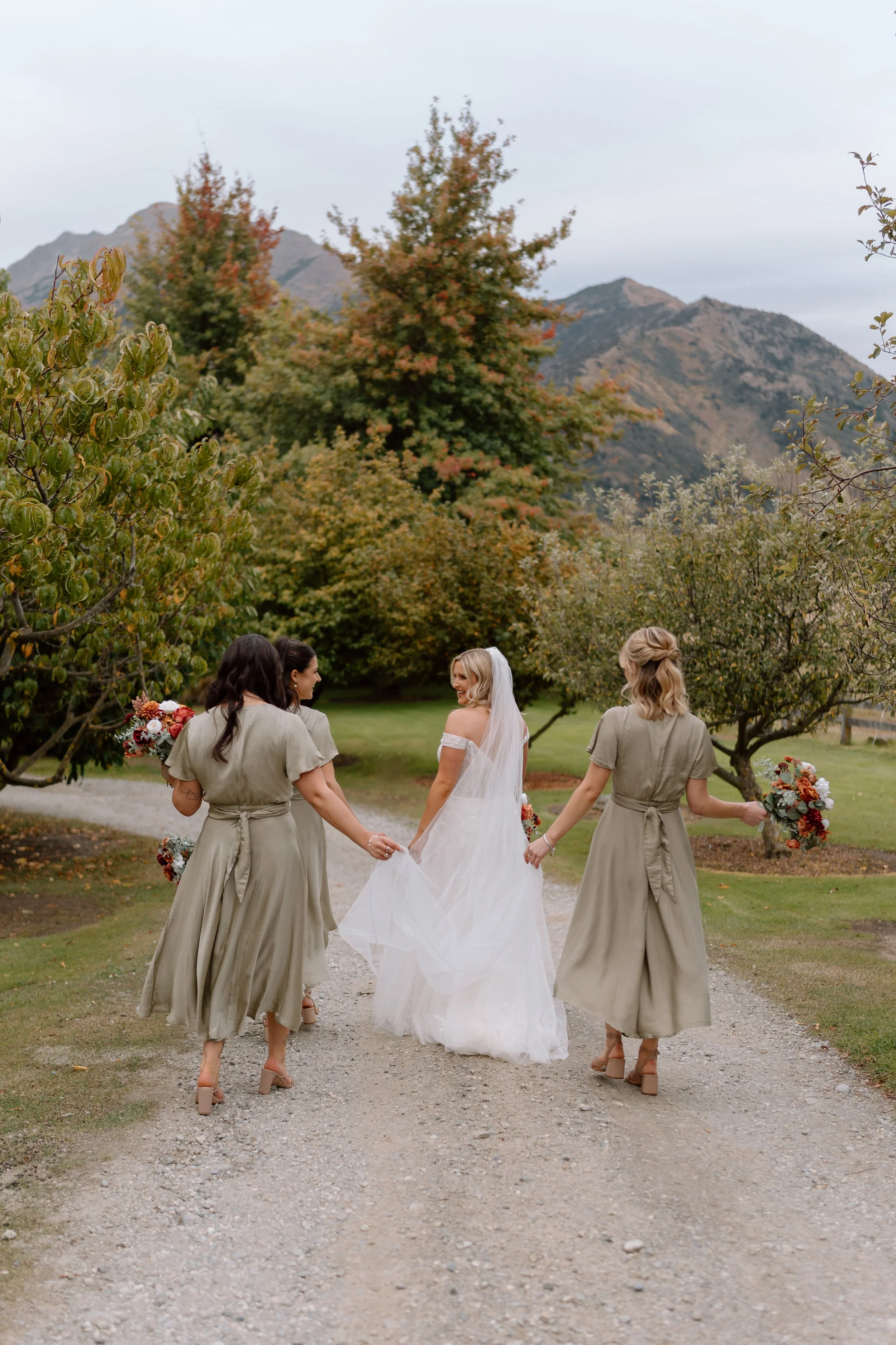 Mikayla+Dan_The-Lookout-Lodge-Wanaka-Wedding-Photography53.jpg