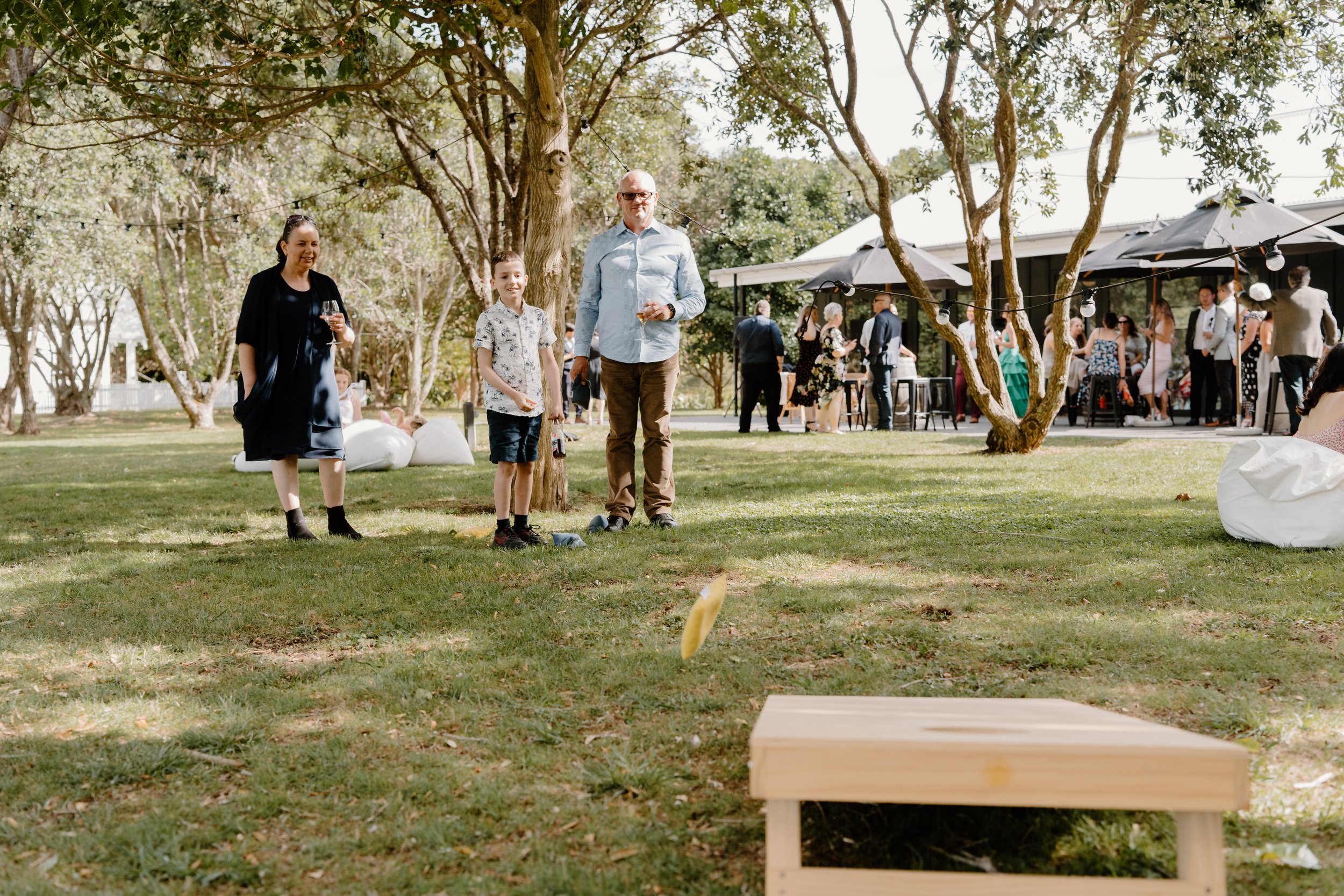 MAN-O'-WARN-WEDDING-WAIHEKE-ISLAND-PHOTOGRAPHER-AARON-COURTNEY88.jpg