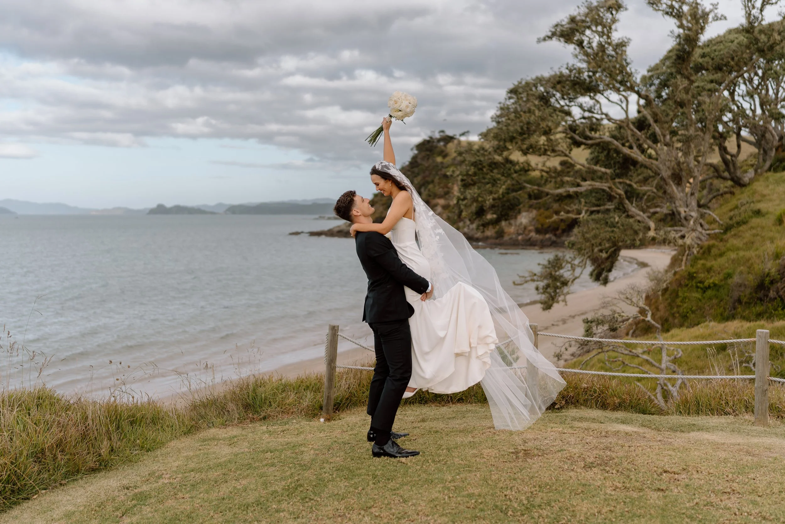 Georgia+Brodie_Baylys-Farm-Wedding-Photographer41.jpg