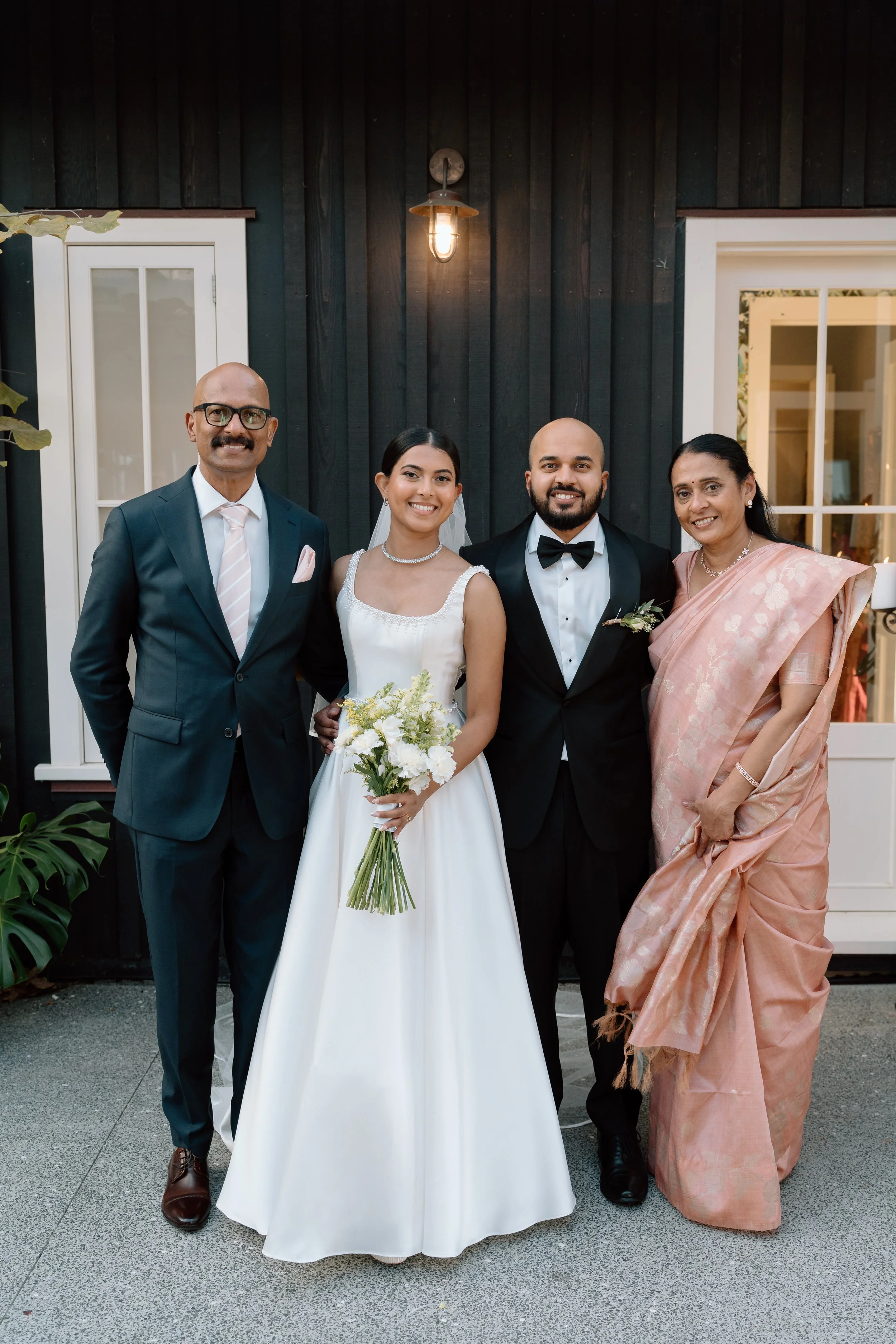 Mudbirck-Vineyard-Waiheke-Wedding-Photography-Ajith+Krishna97.jpg