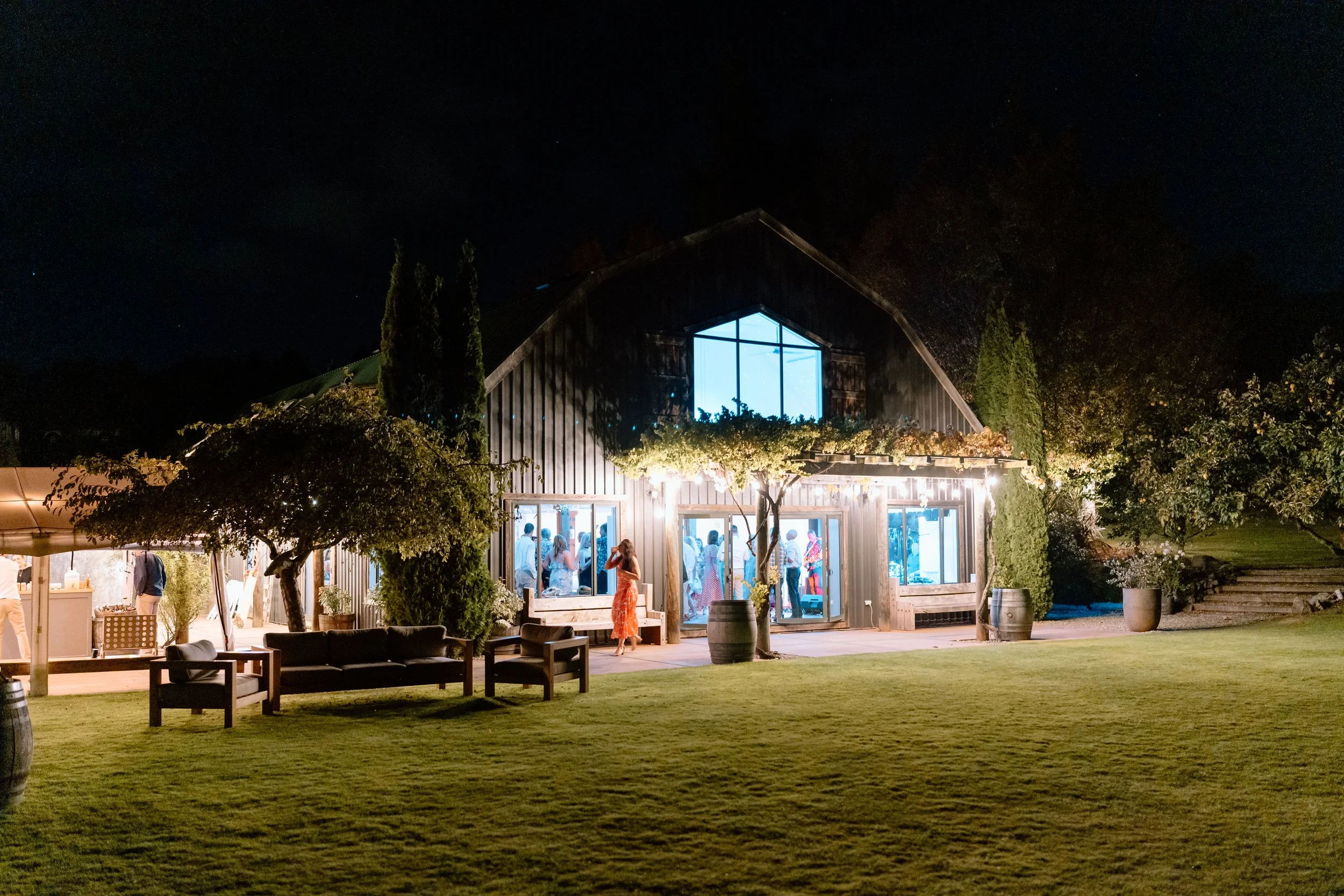 MIKAYLA+DAN-THE-LOOKOUT-LODGE-WANAKA-RECEPTION-PHOTOGRAPHY22.jpg
