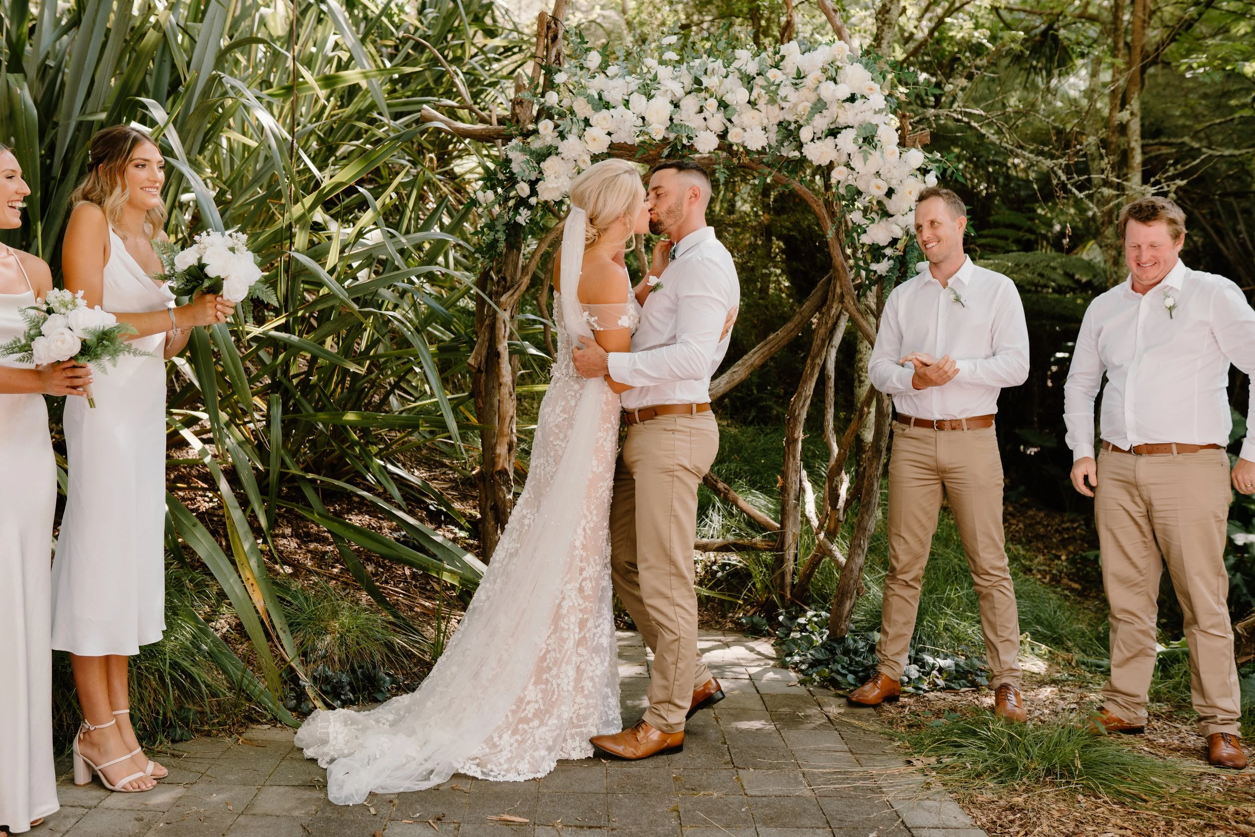 Stacey+Travis_Waterfall-Farm-Auckland-Wedding-Photographer62.jpg