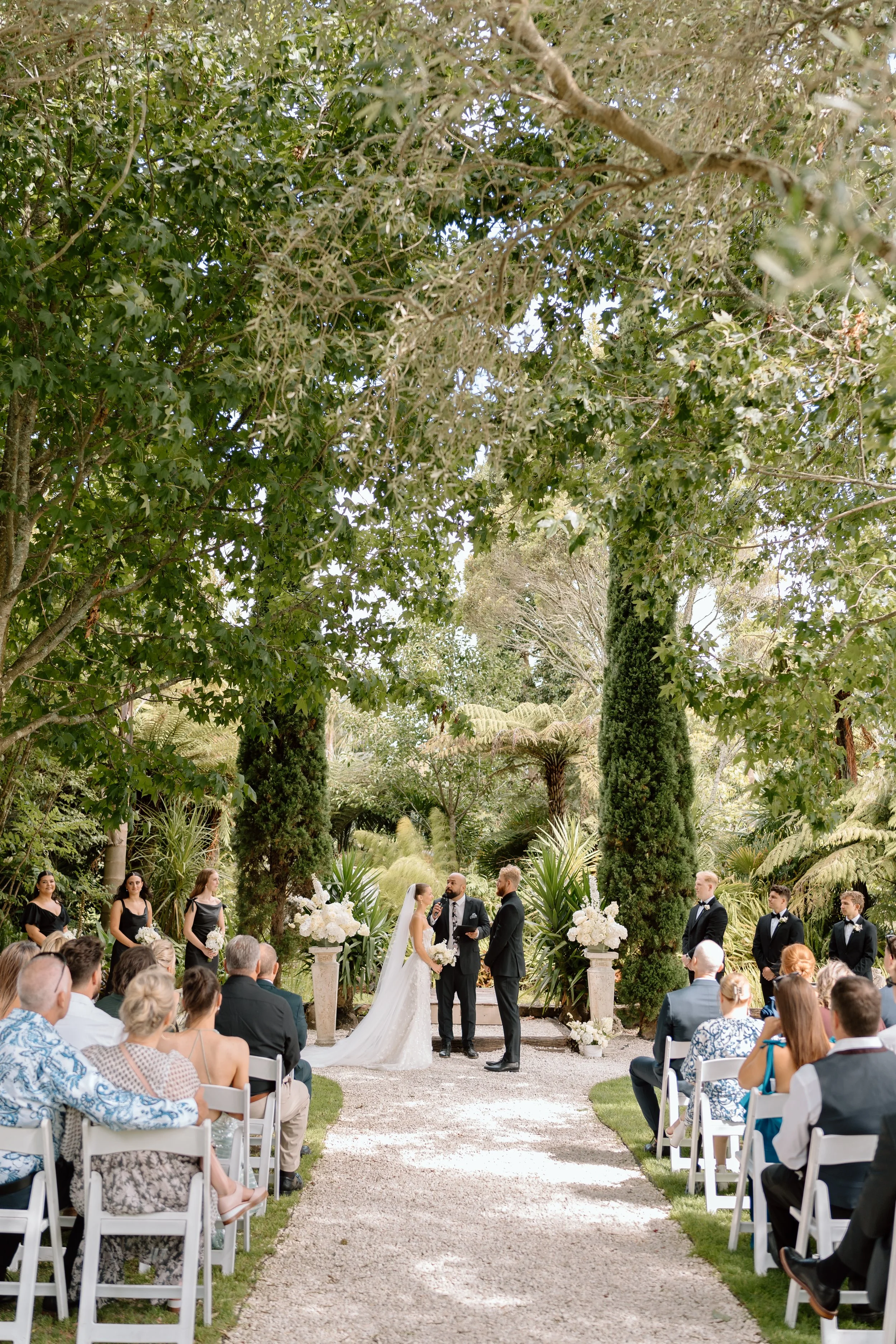 Brett+Nicoe_Markovina-Vineyard-Estate-Auckland-Wedding-Photography86.jpg