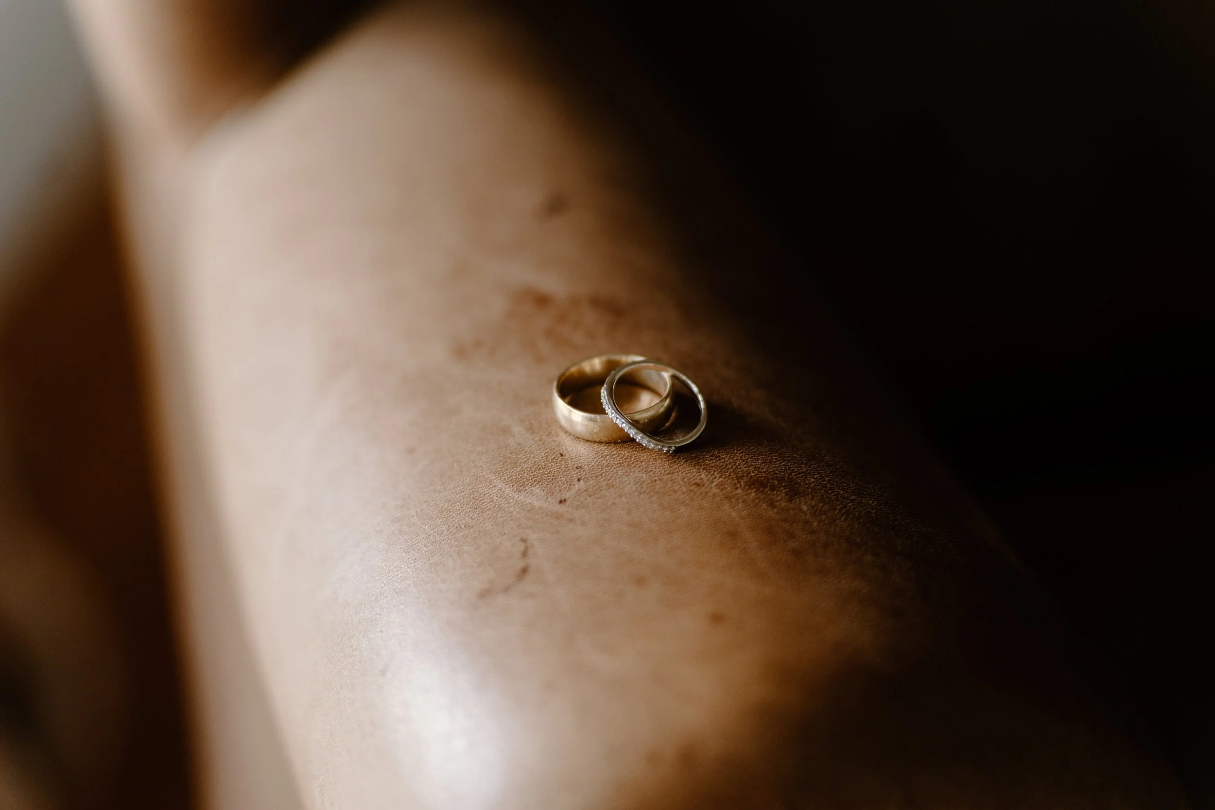 MAN-O'-WARN-WEDDING-WAIHEKE-ISLAND-PHOTOGRAPHER-AARON-COURTNEY4.jpg