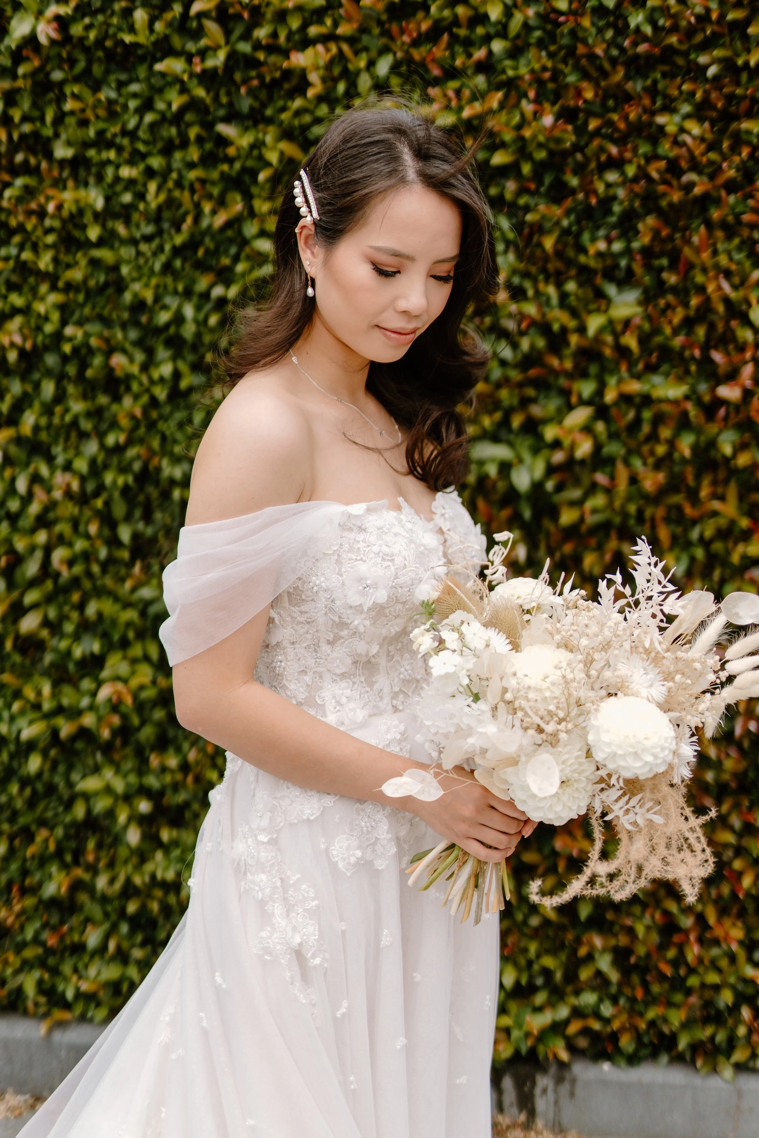 Huong+David_Glasshouse-Morningside-Auckland-Wedding-Photographer19.jpg