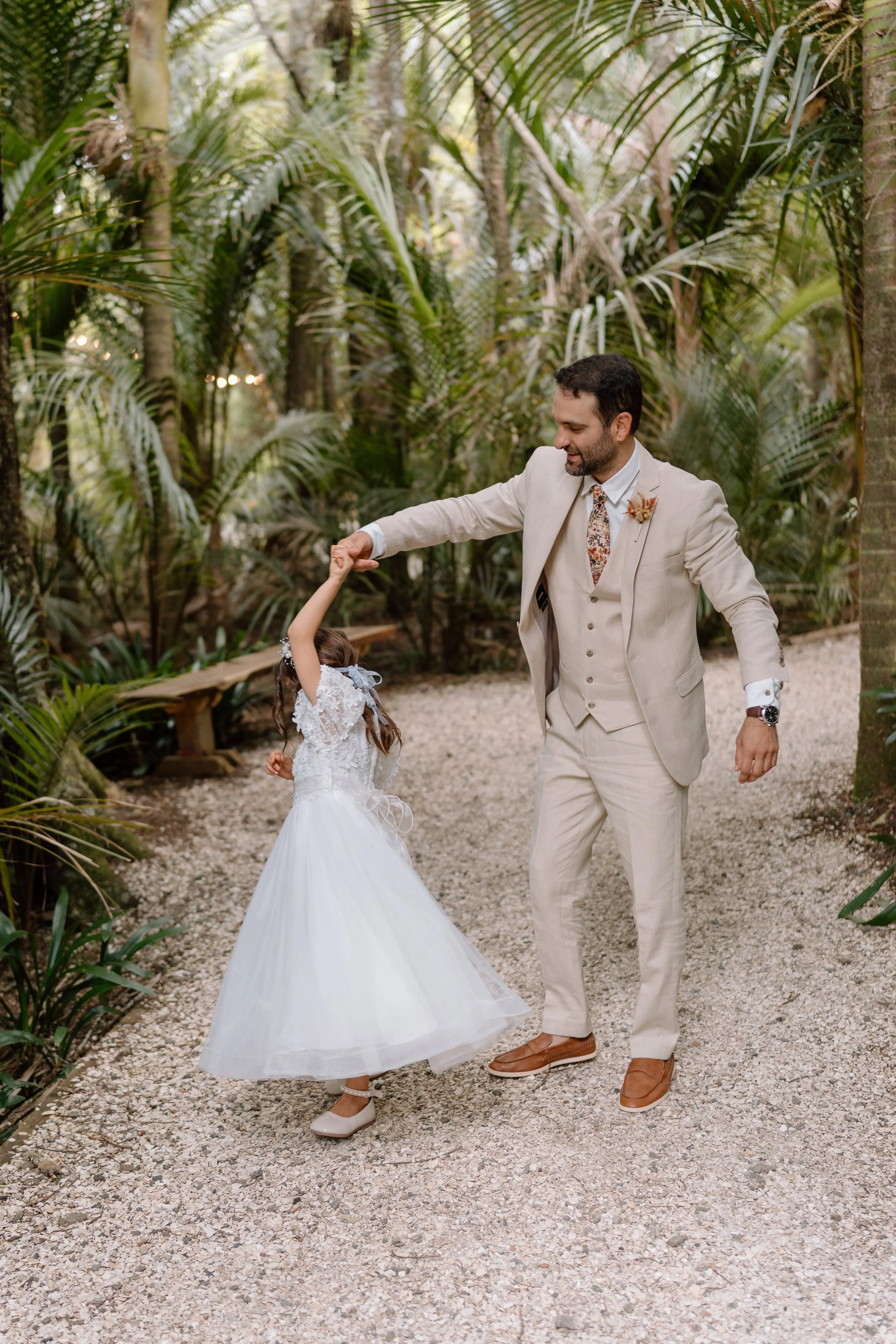 Luiza+Luis_Bridgewater-Estate-Auckland-Wedding-Photography17.jpg