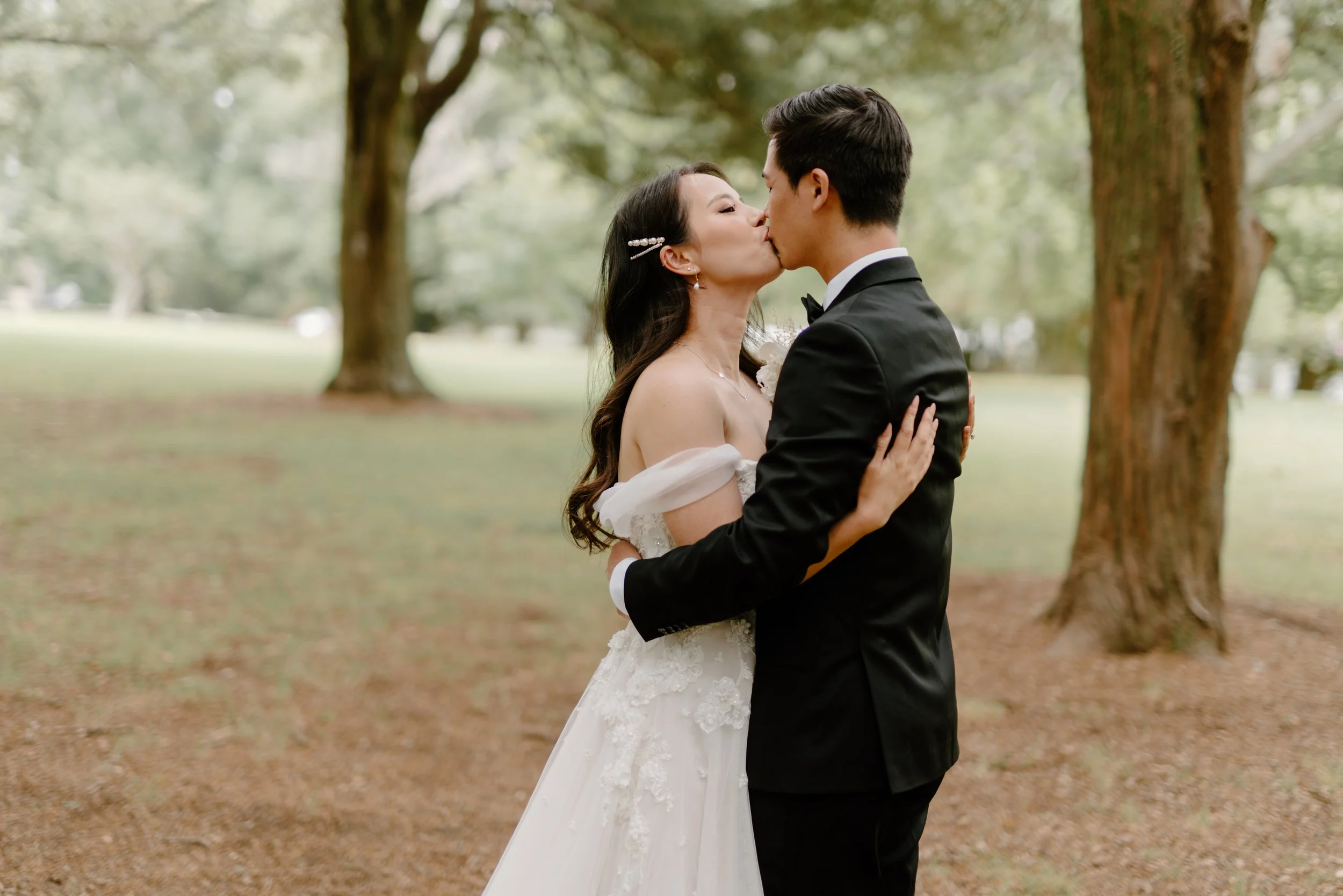 Huong+David_Glasshouse-Morningside-Auckland-Wedding-Photographer23.jpg