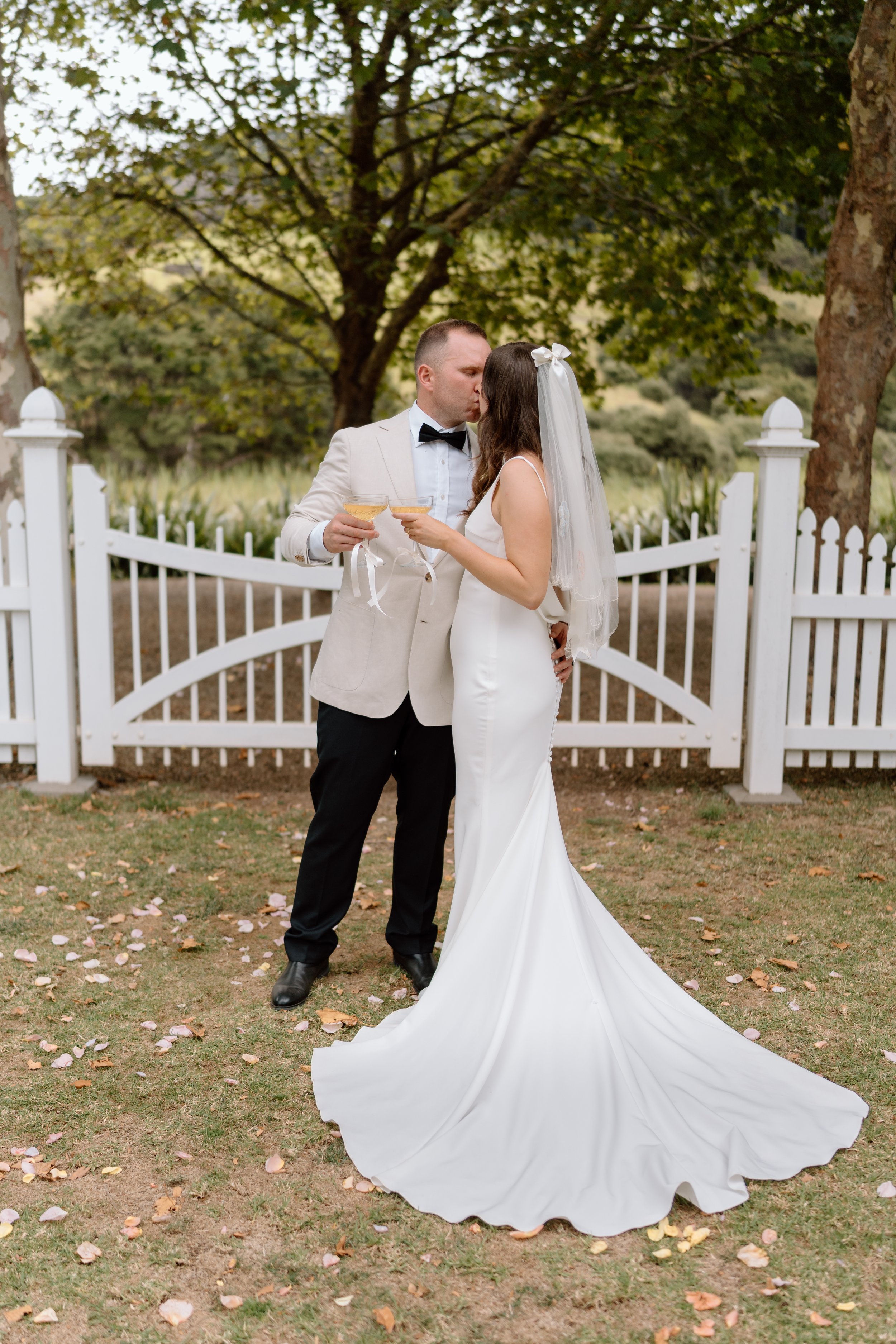 Chantelle+Jackson_Man-O'-War-Waiheke-Wedding-Photographer29.jpg