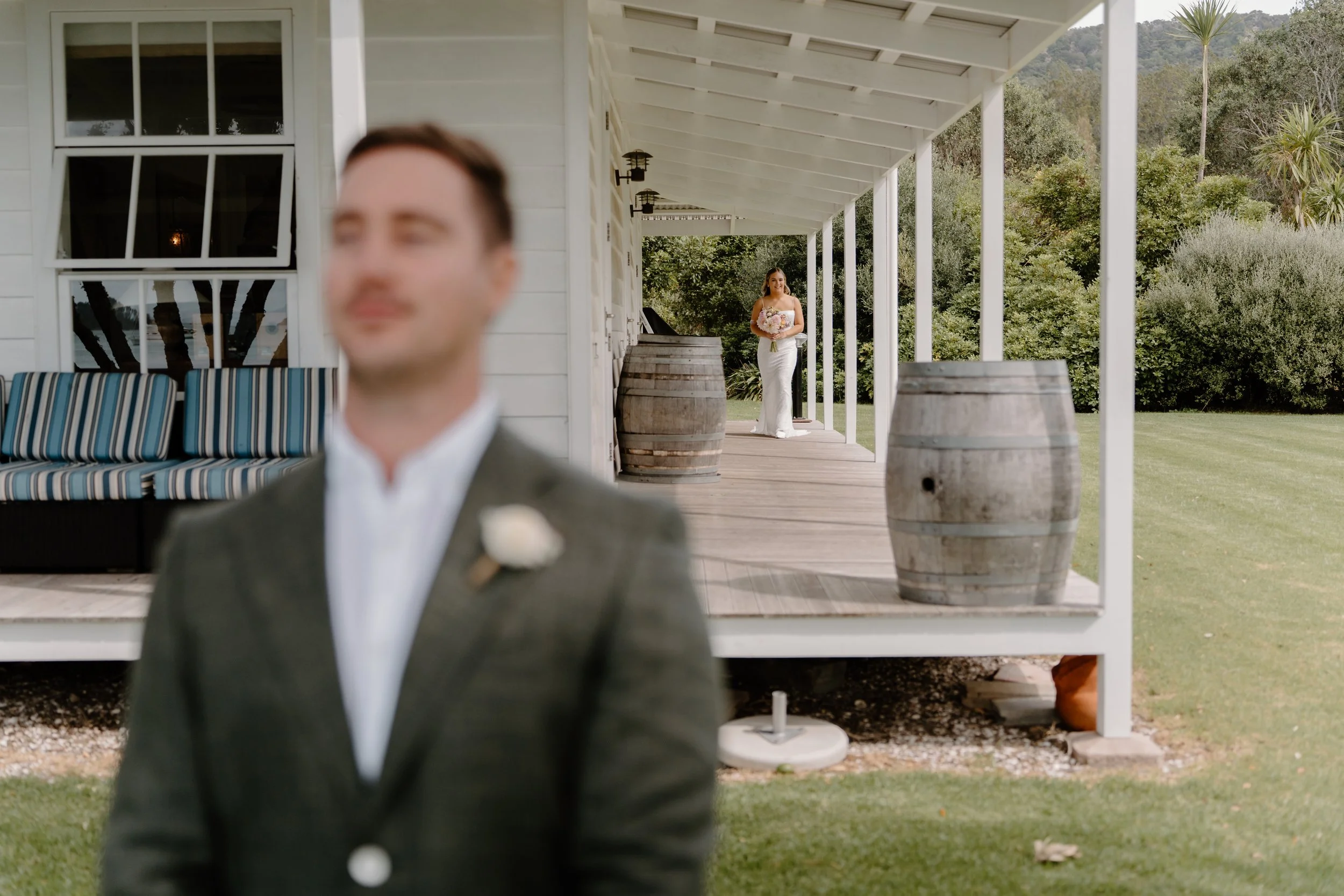 MAN-O'-WARN-WEDDING-WAIHEKE-ISLAND-PHOTOGRAPHER-AARON-COURTNEY31.jpg