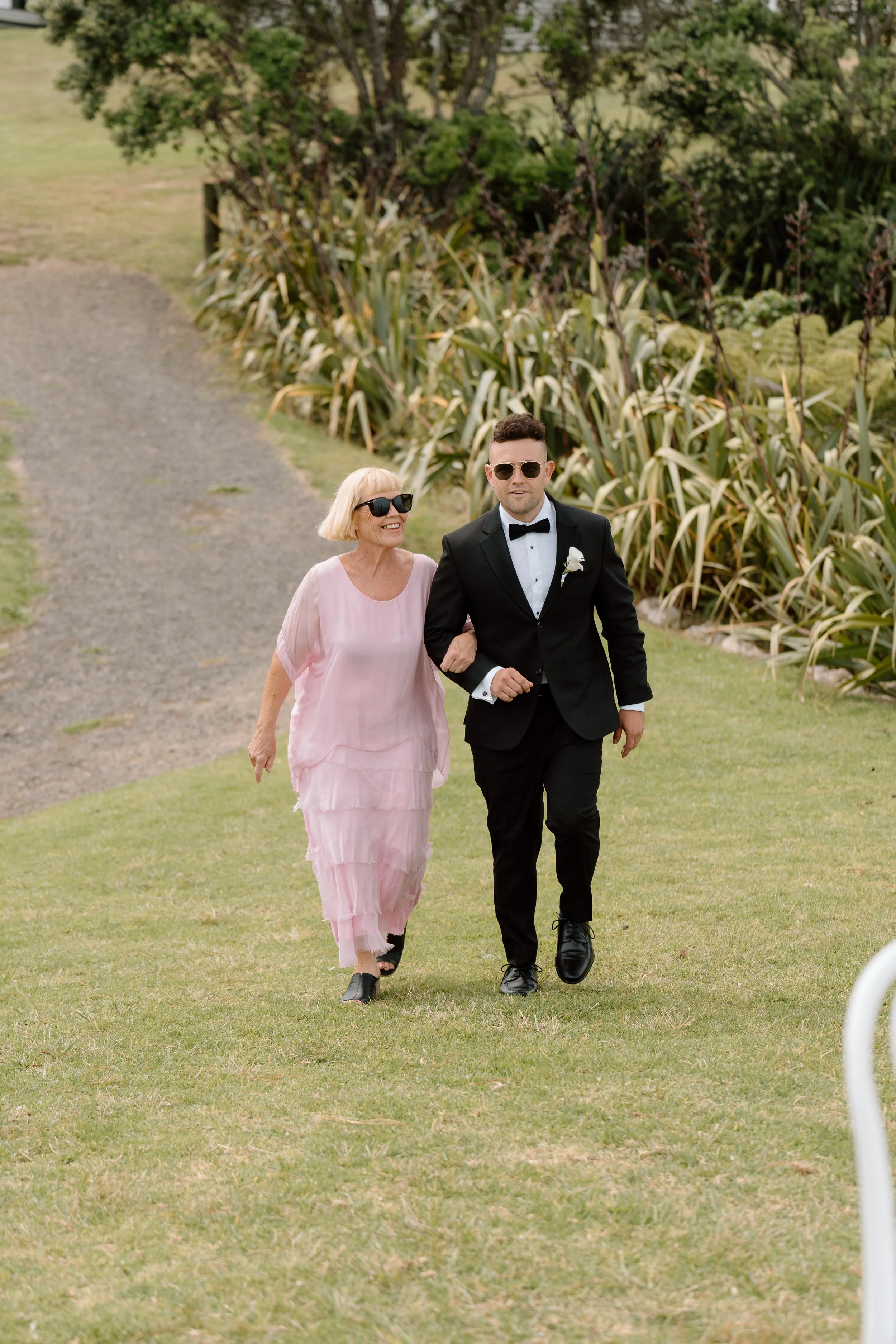 Dane+Anna-Orua-Beach-House-Wedding-Photographer80.jpg
