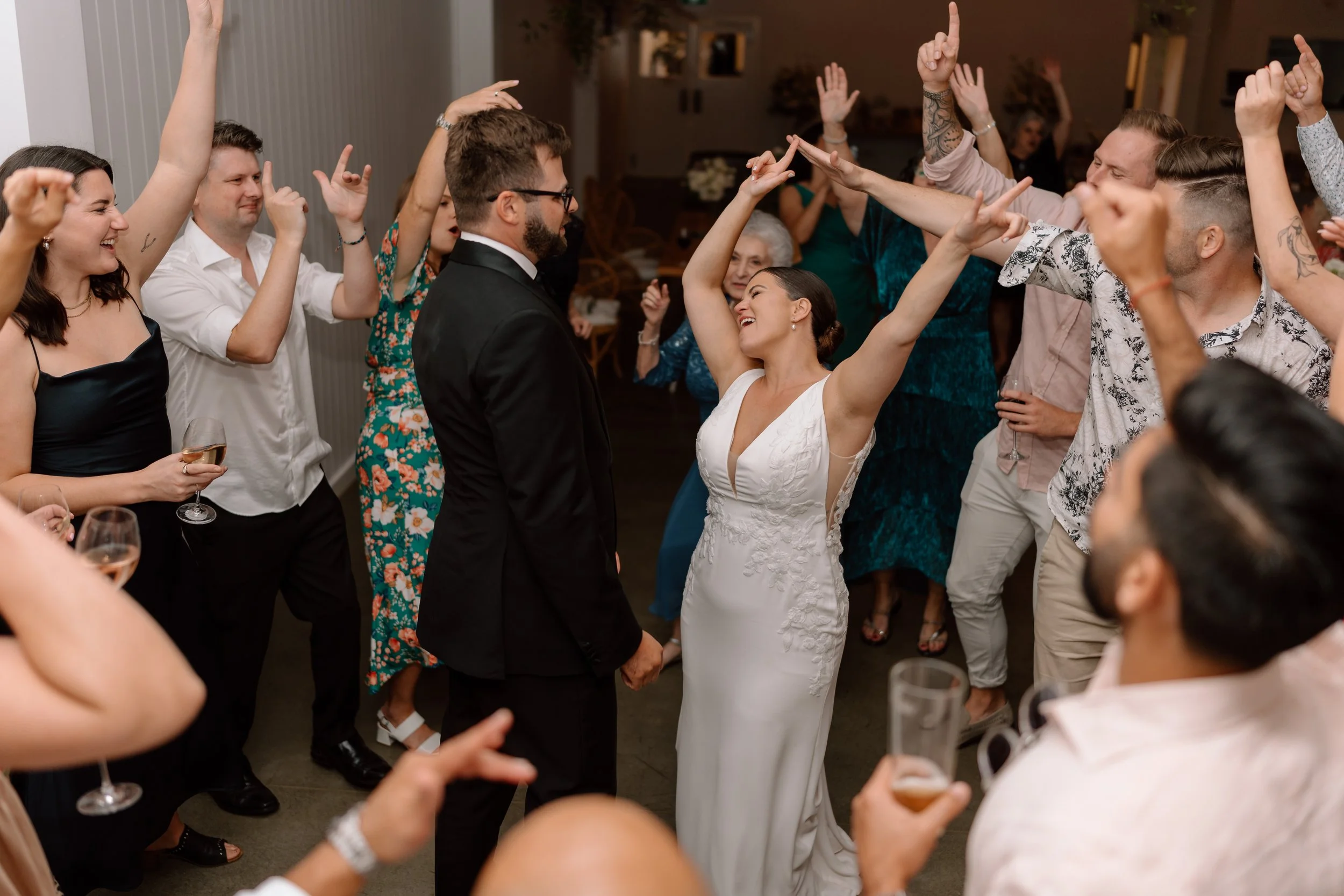 Paula Mark-Man-O-War-Waiheke-Wedding88.jpg