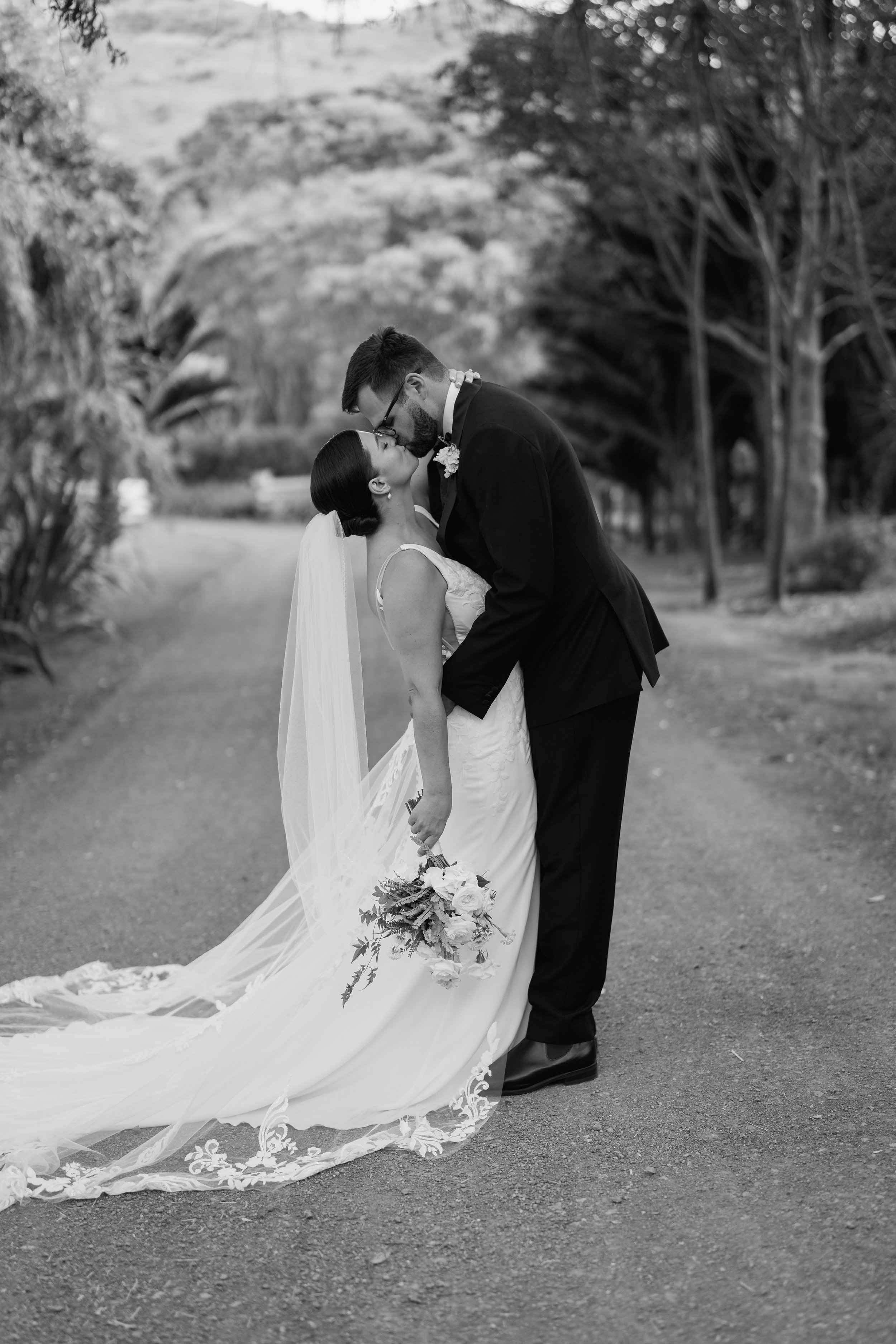 Paula Mark-Man-O-War-Waiheke-Wedding58.jpg