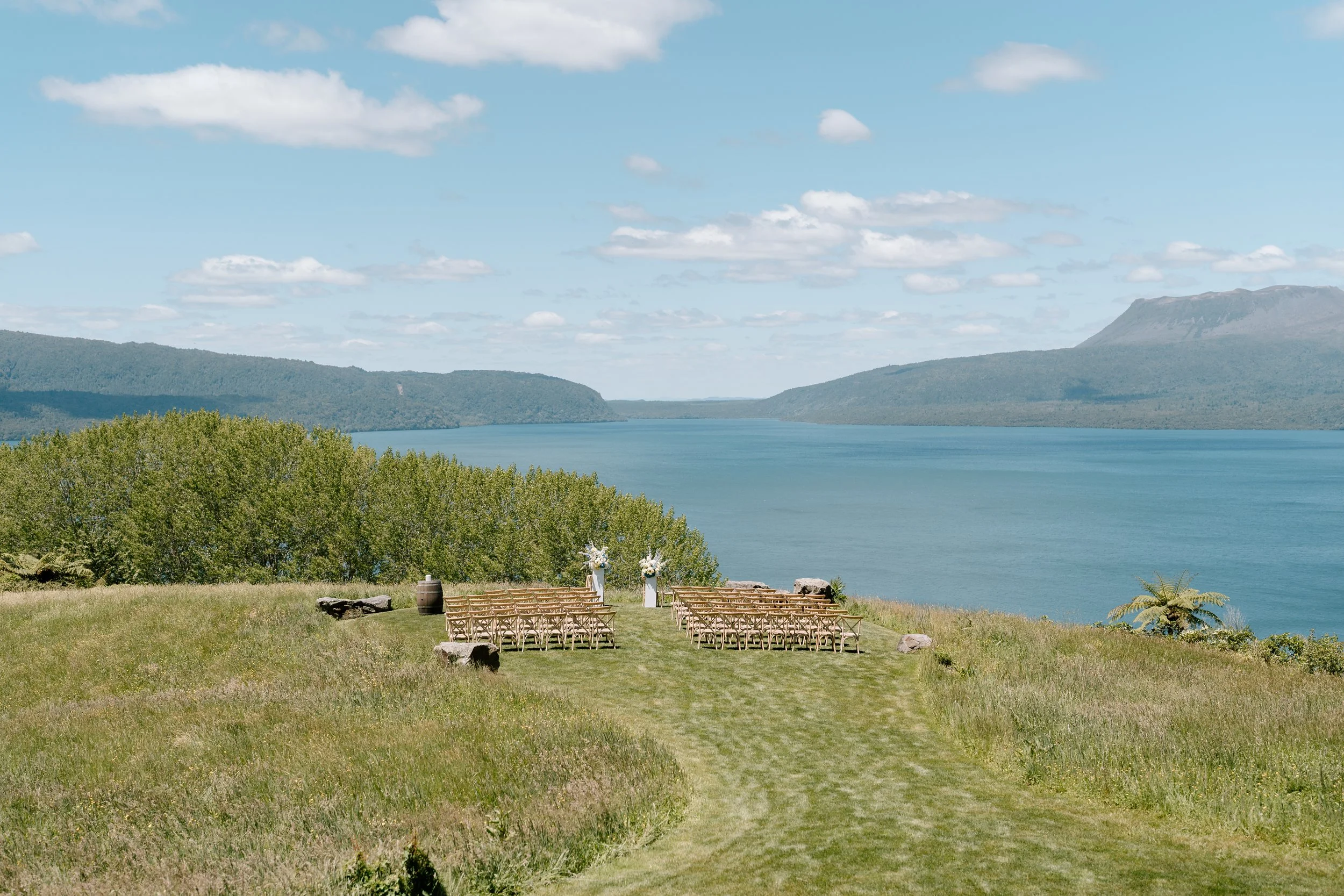 The-Black-Barn-Lake-Tarawera-Wedding-Venue-Rotorua-Jess-David74.jpg
