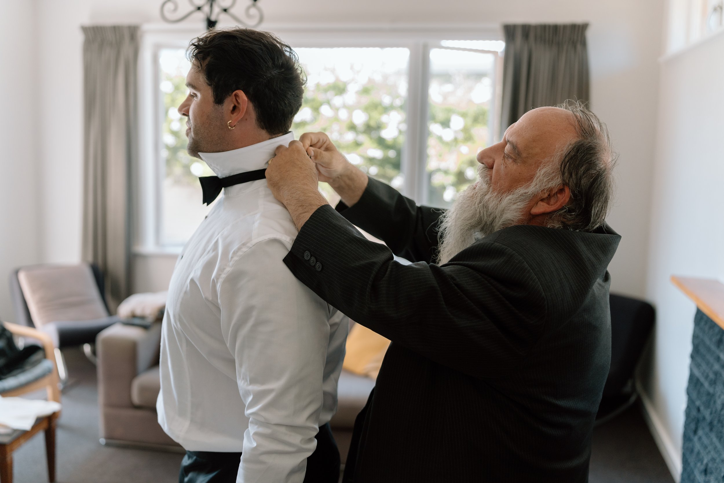 JJ+Jasmine-Wellington-Wedding-Photographer-Rose-&-Smith-Tauherenikau-Racecourse18.jpg