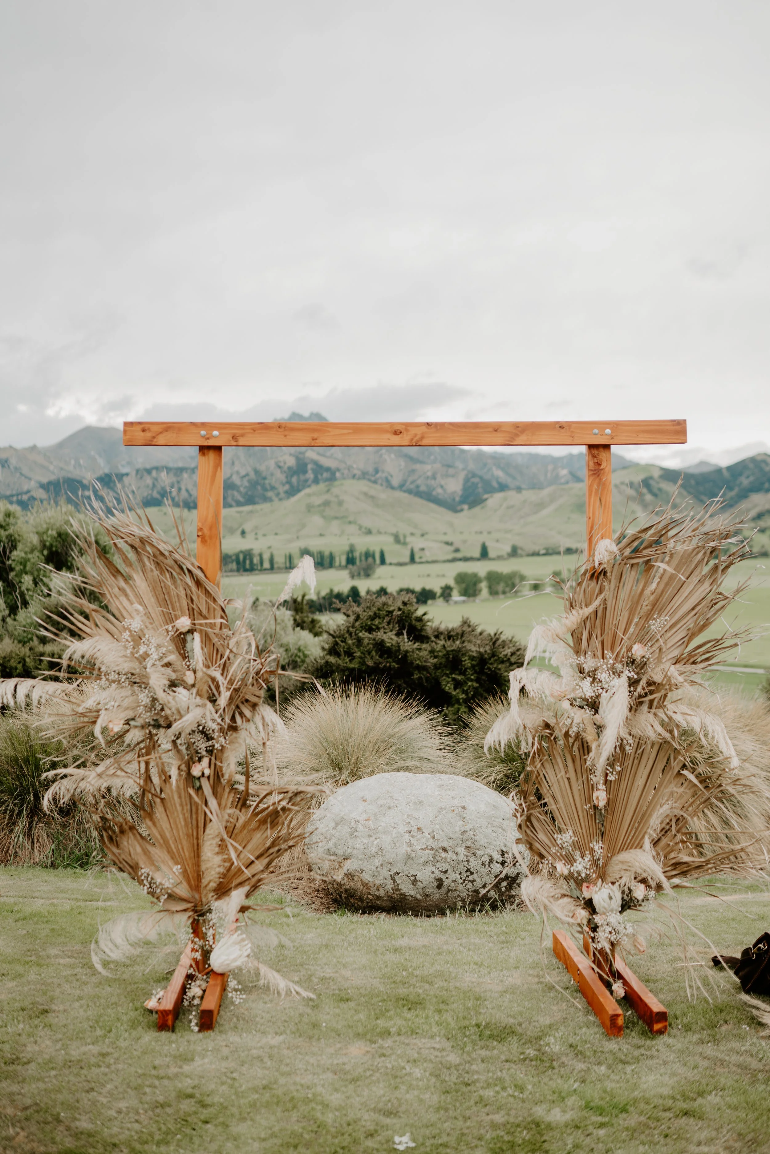 Kes+Tiaan_The-Lookout-Lodge-Wanaka-Wedding-Photography26.jpg