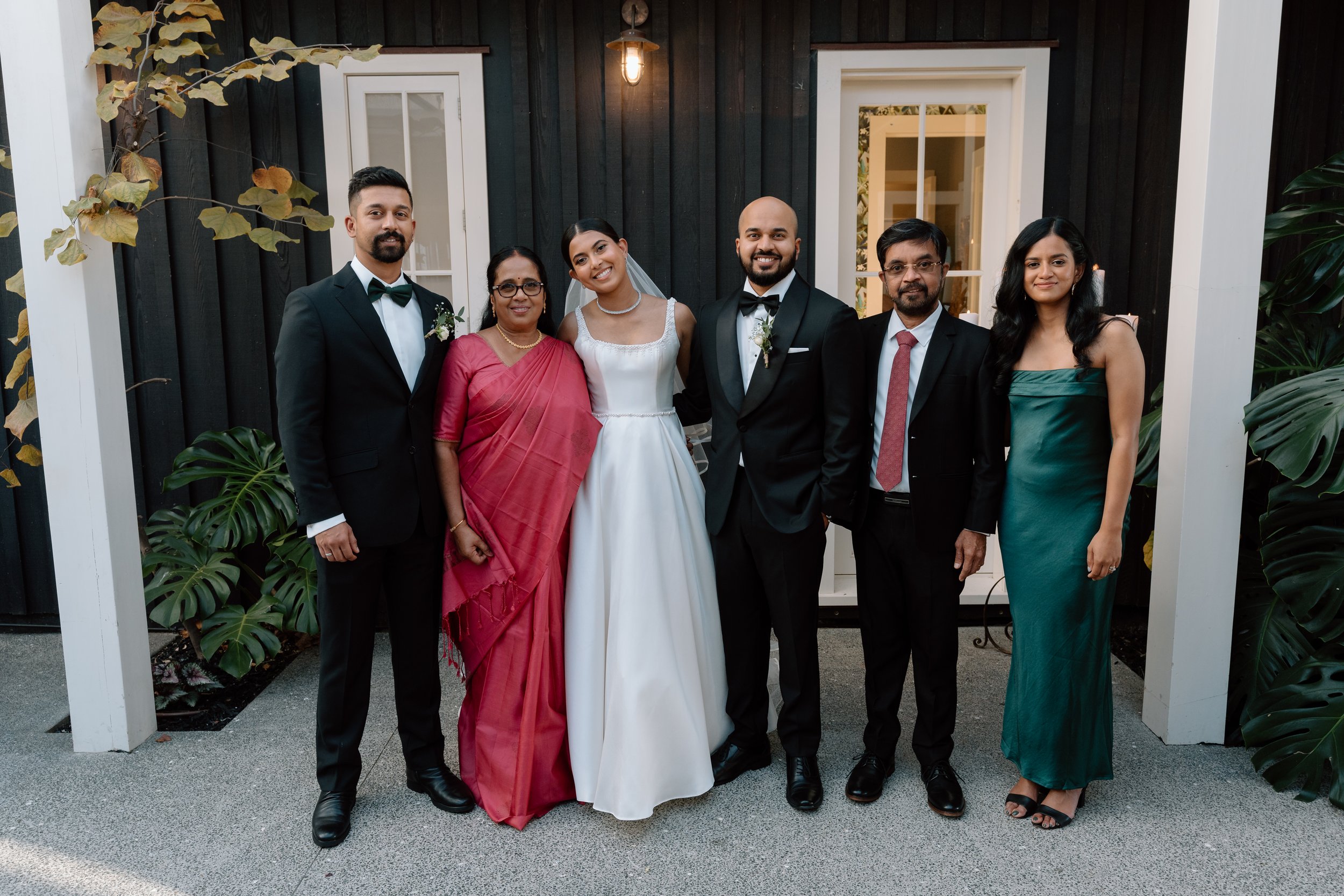 Mudbirck-Vineyard-Waiheke-Wedding-Photography-Ajith+Krishna95.jpg