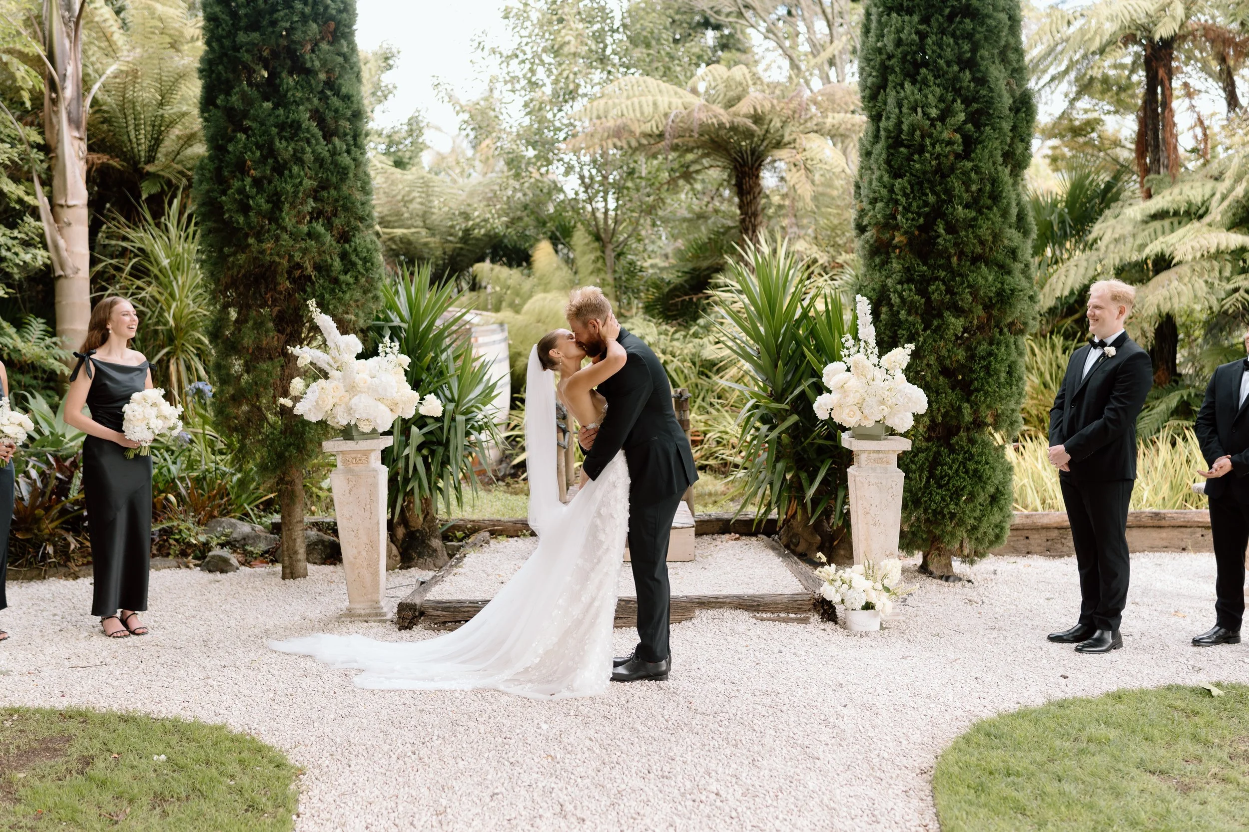 Brett+Nicoe_Markovina-Vineyard-Estate-Auckland-Wedding-Photography106.jpg