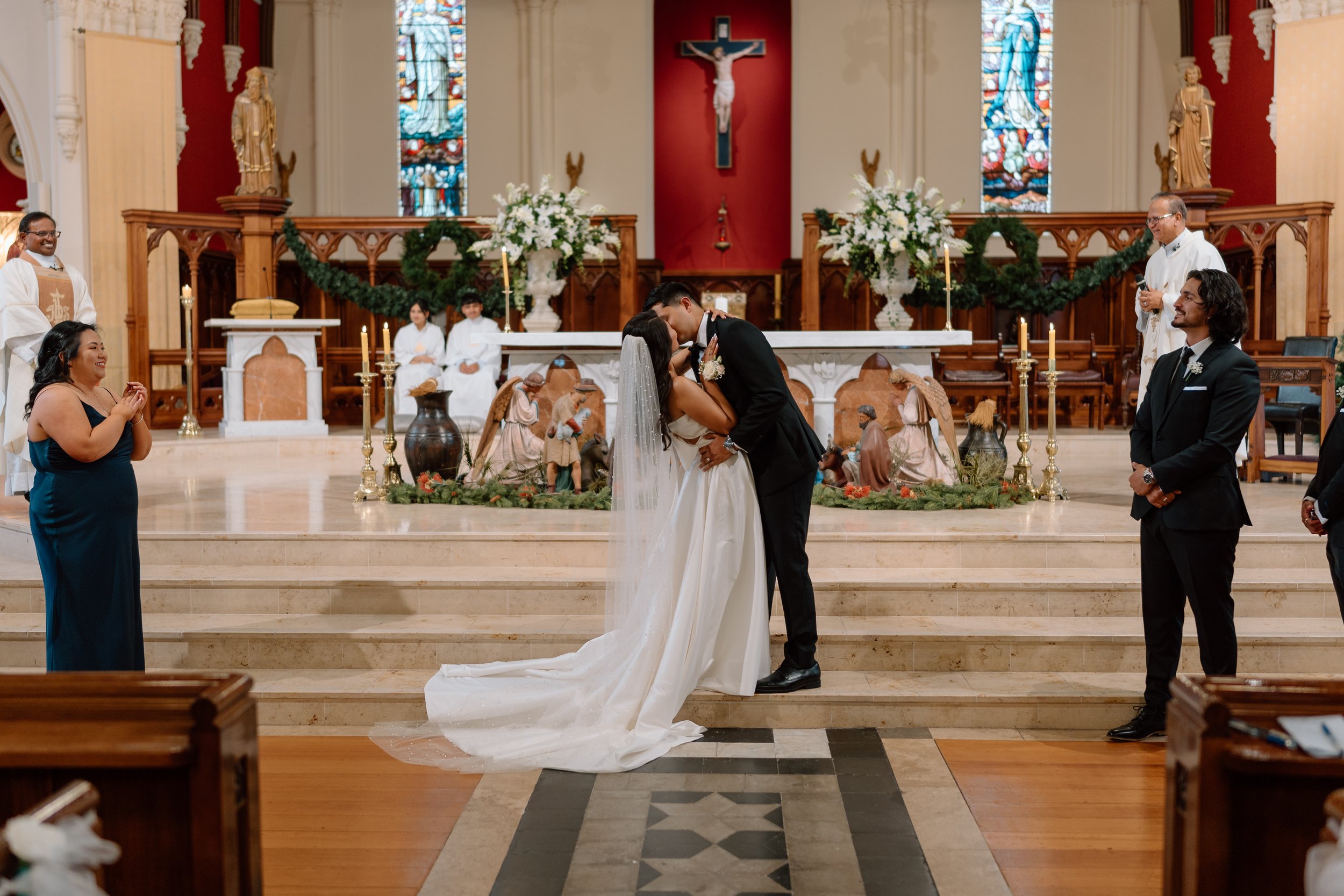 Daron&Isabelle_Kauri-Bay-Auckland-Wedding-Photographer44.jpg