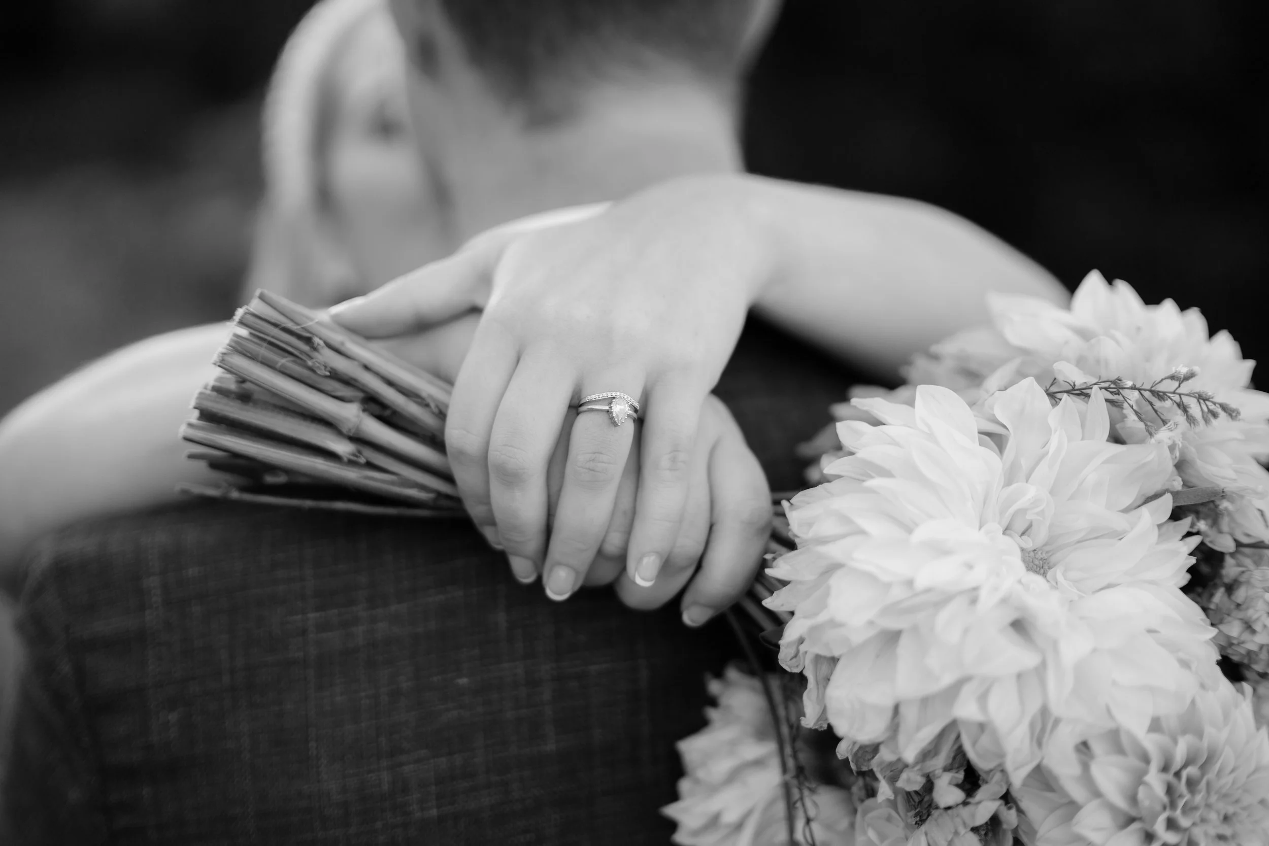 MAN-O'-WARN-WEDDING-WAIHEKE-ISLAND-PHOTOGRAPHER-AARON-COURTNEY104.jpg