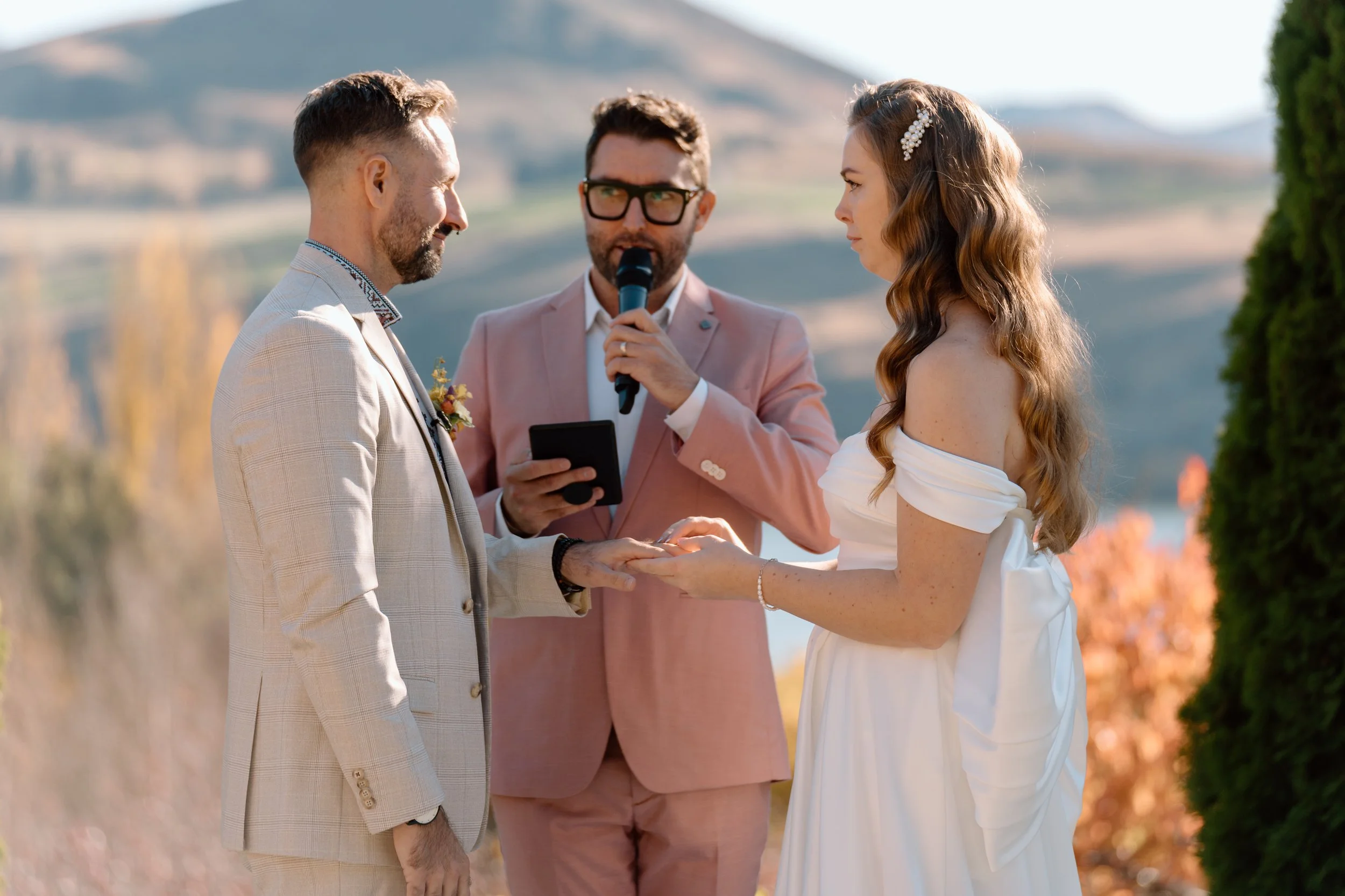 Helena+Gavin-Stoneridge-Estate-Queenstown-Wedding-Photographer95.jpg