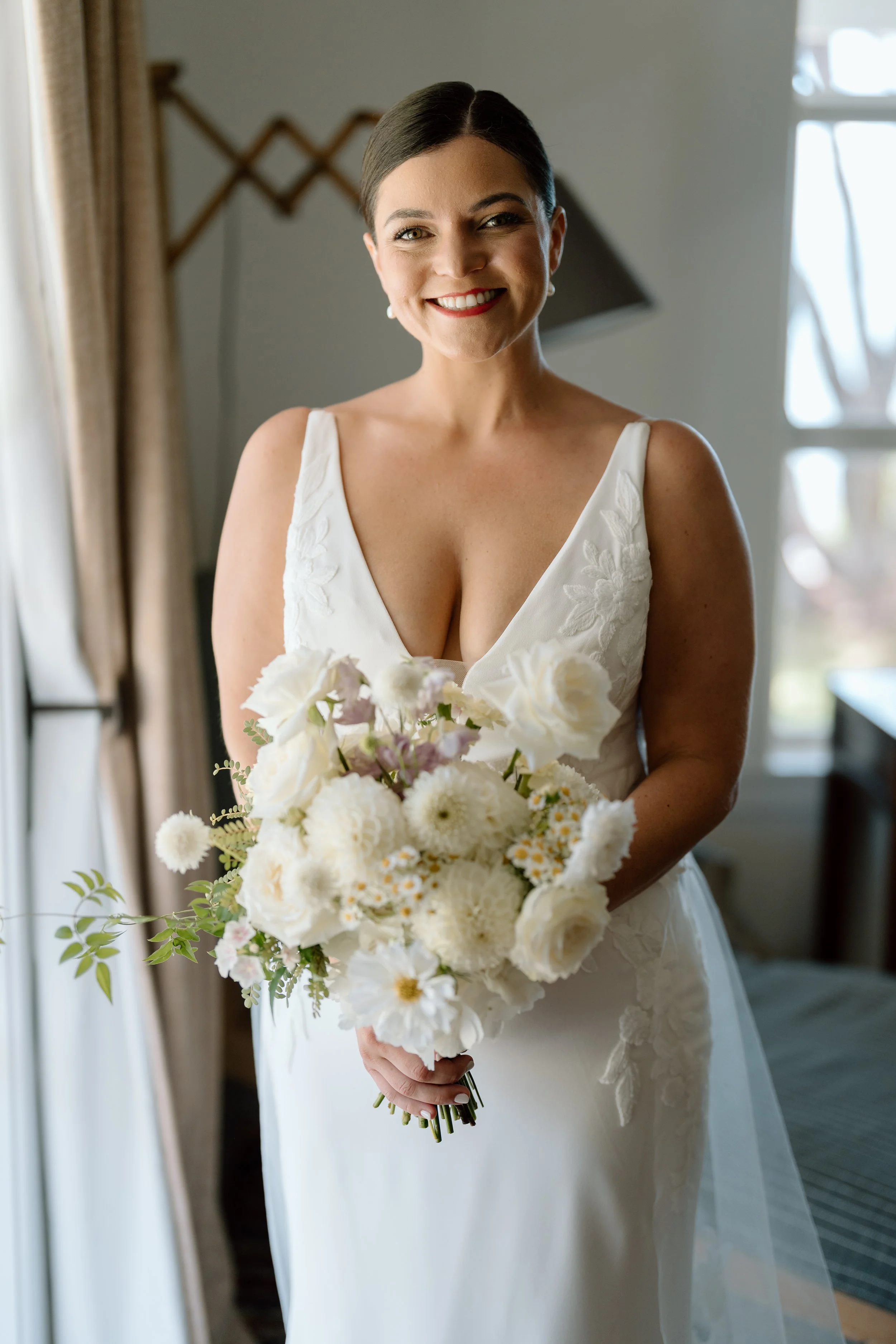 Paula Mark-Man-O-War-Waiheke-Wedding15.jpg