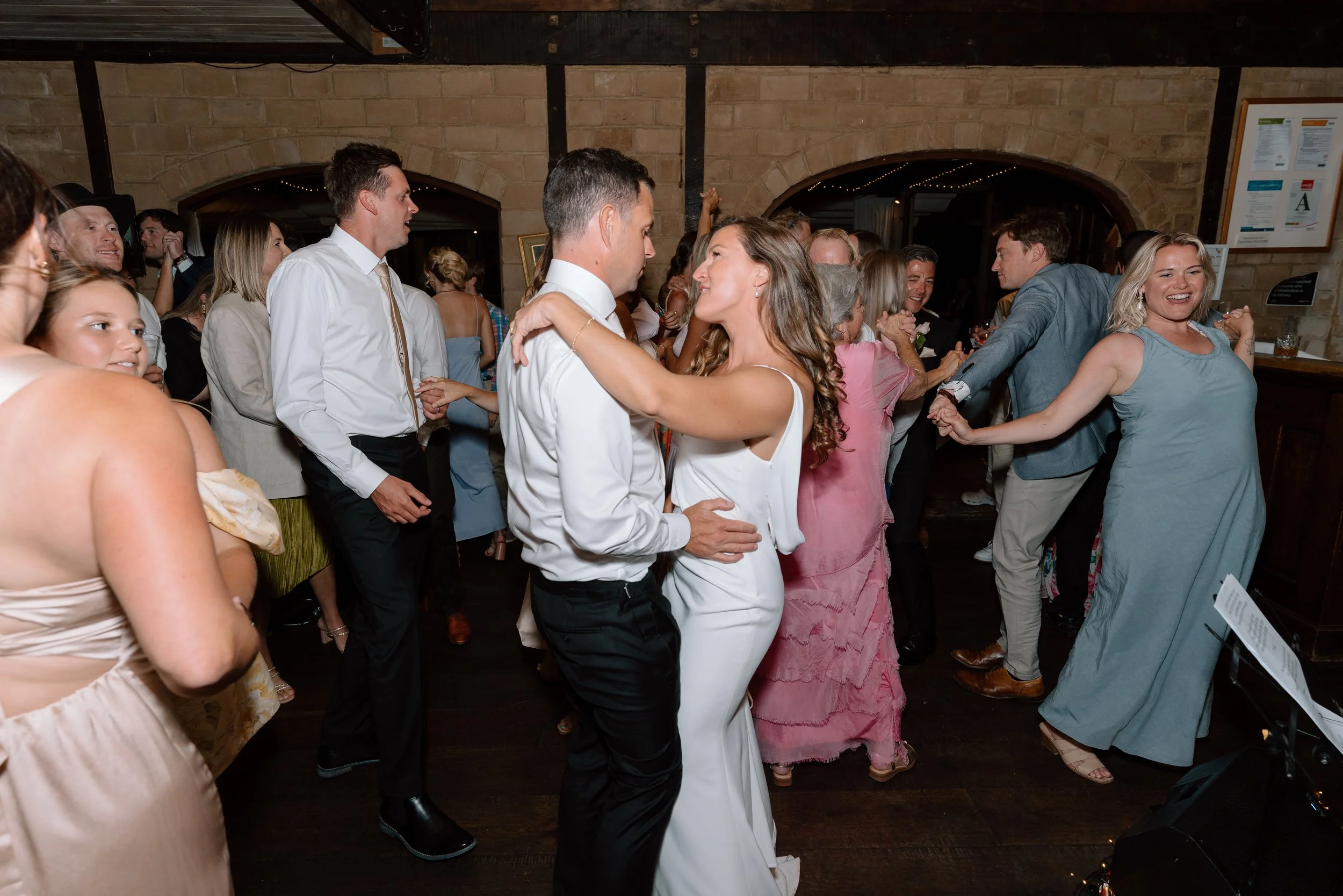 Mudbrick-Vineyard-Waiheke-Wedding-Auckland-Reception-Kahn-and-Allie3.jpg