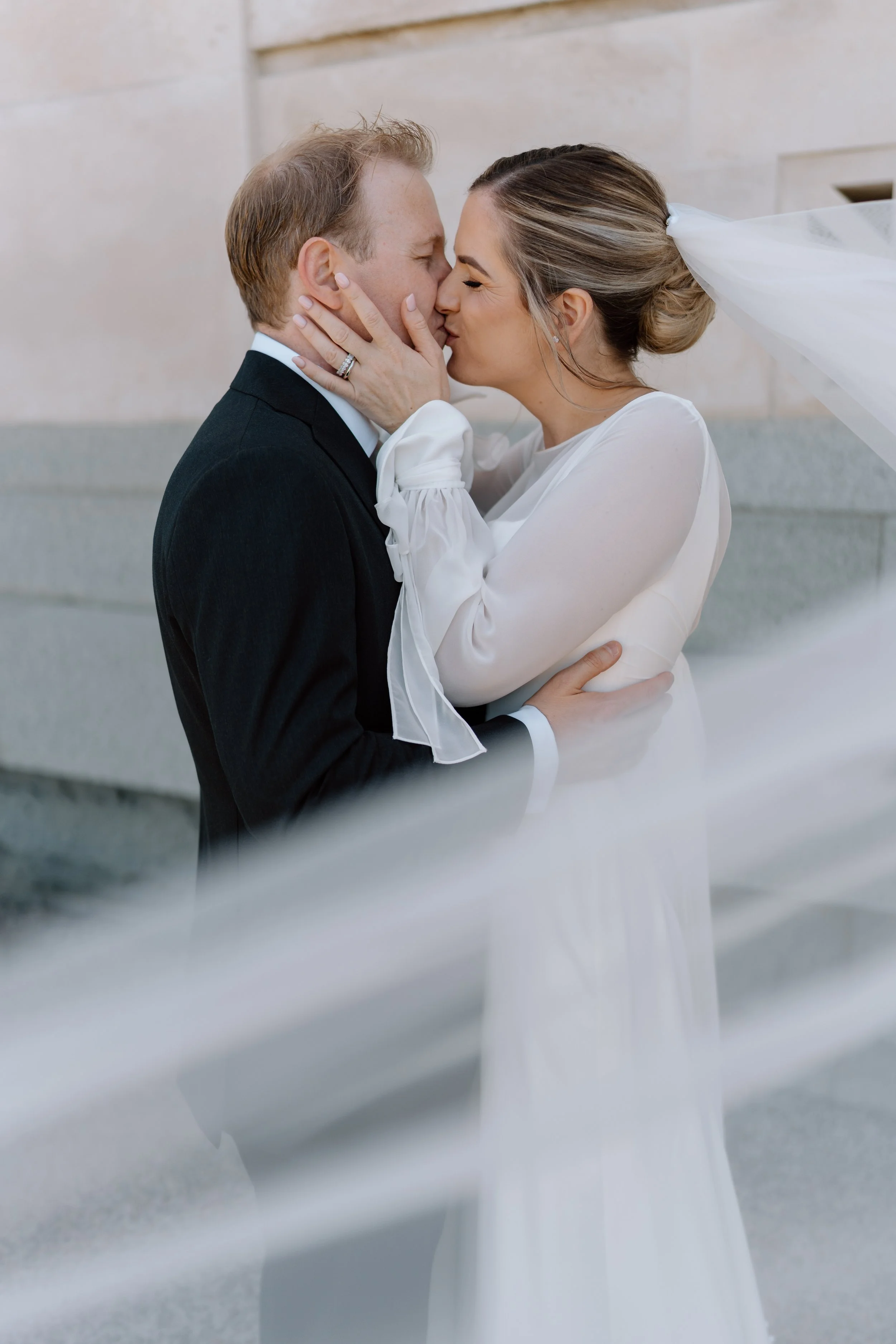 Hannah&Ben-PAX-Resturant-Auckland-City-Wedding-Photographer41.jpg