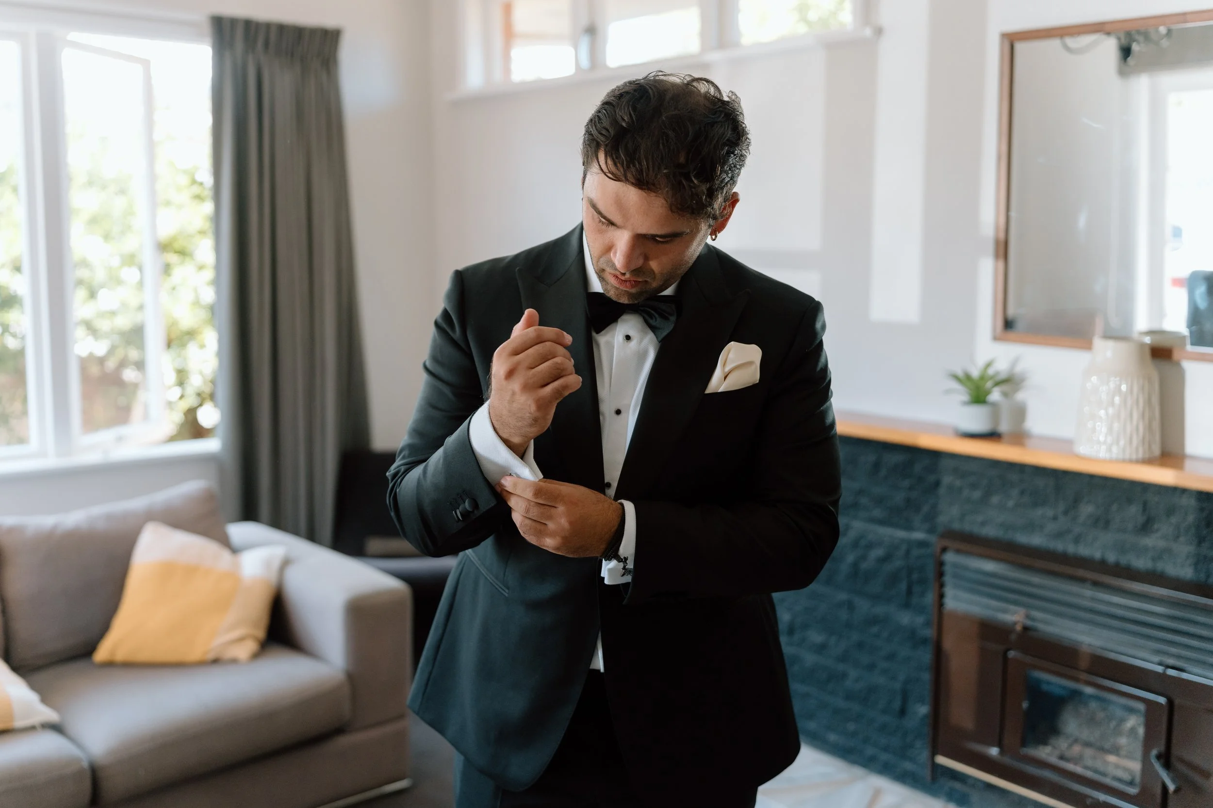 JJ+Jasmine-Wellington-Wedding-Photographer-Rose-&-Smith-Tauherenikau-Racecourse23.jpg