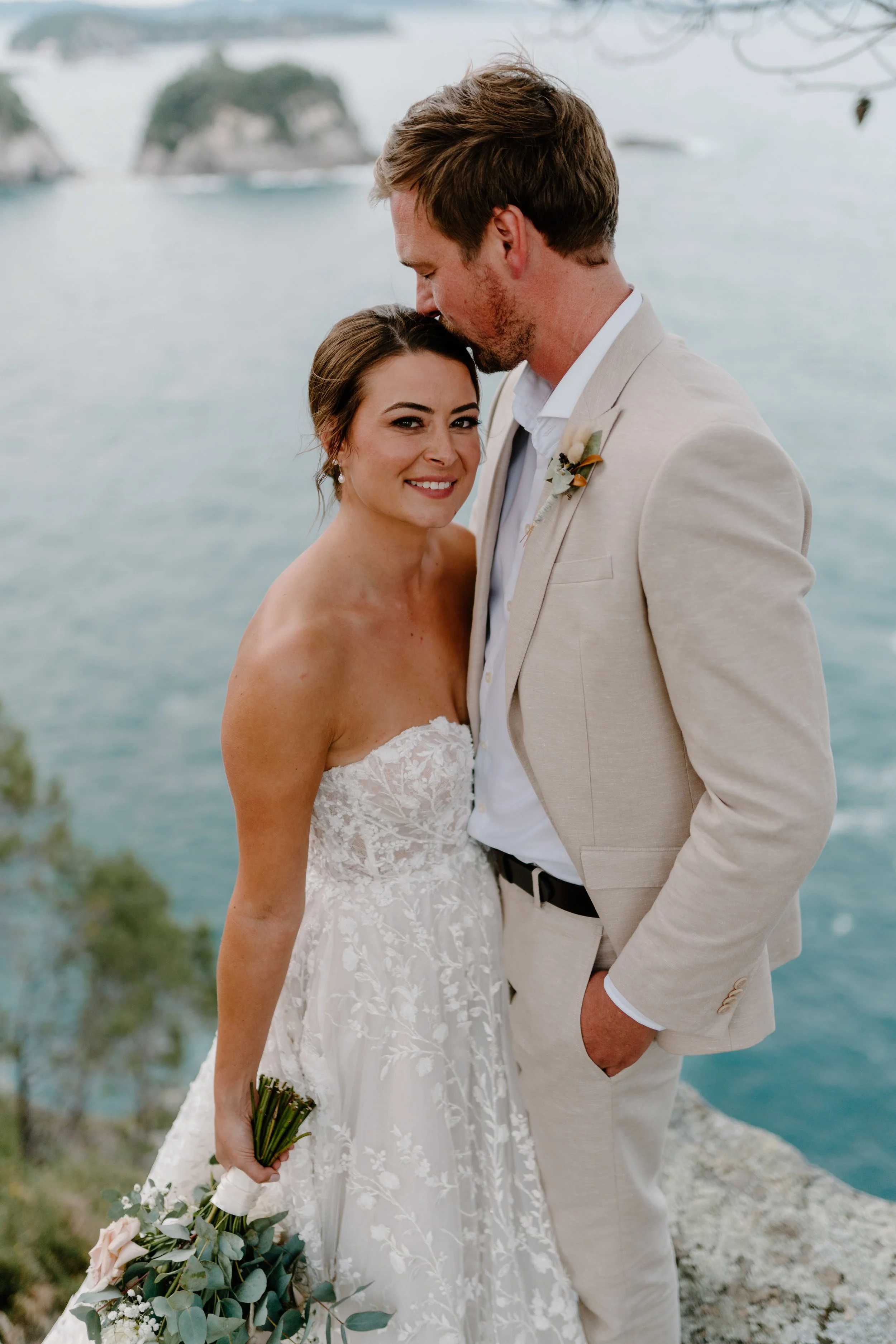 Orua-Beach-House-Hahei-Coromandel-Wedding-Chelsea-Steve60.jpg