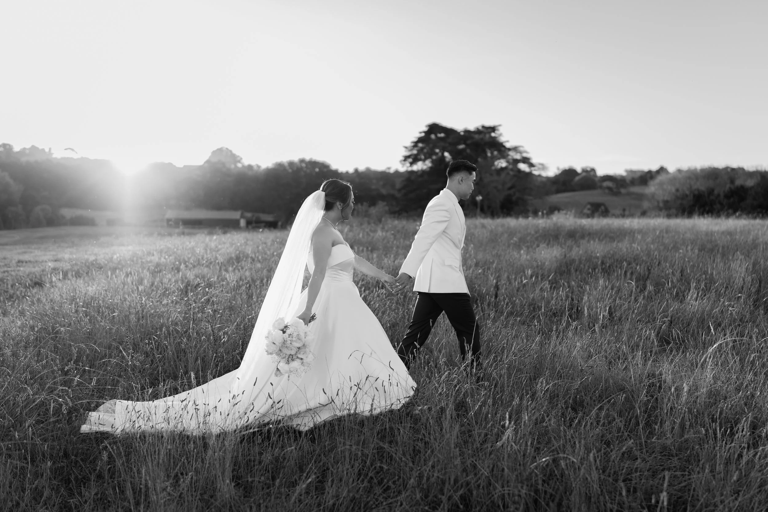 Mikki+Emily_Hunting-Lodge-Auckland-Wedding-Photographer142.jpg