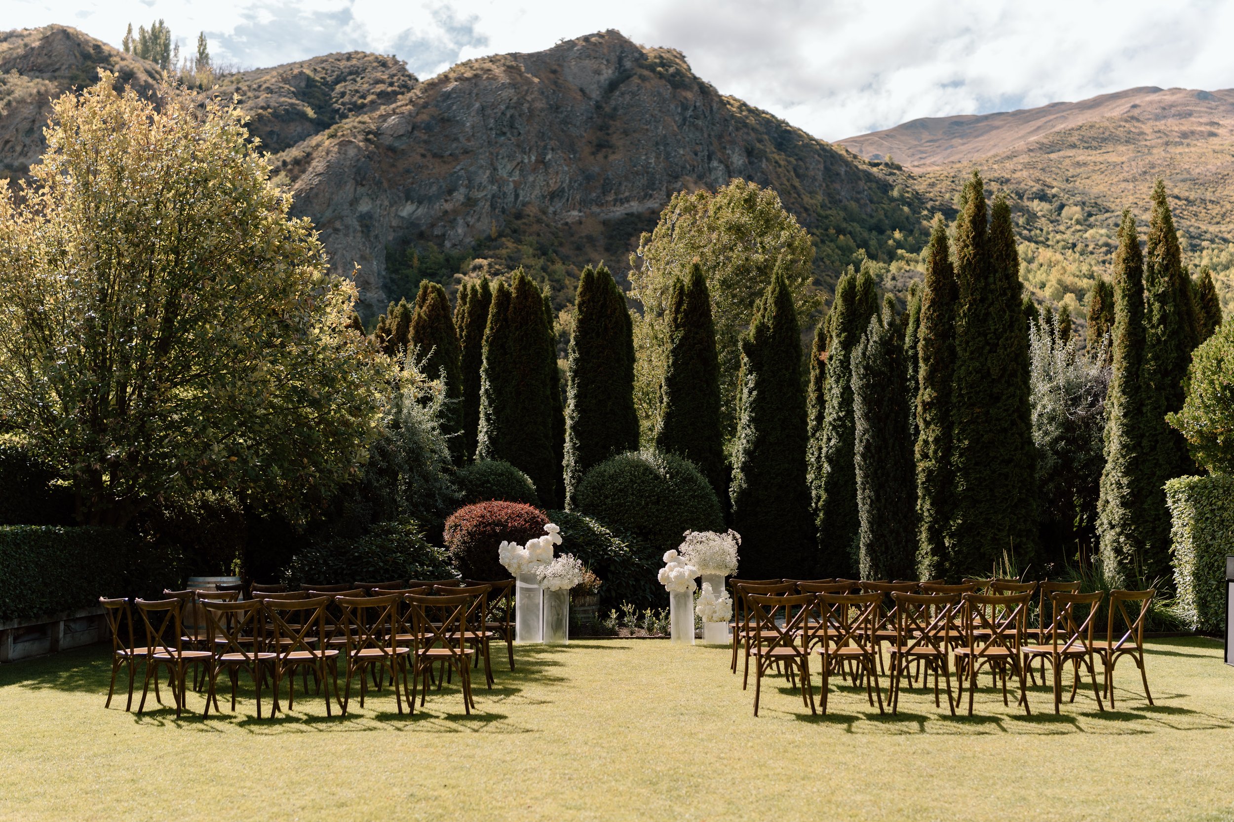 Bree+Dan_The-Winehouse-Queenstown-Wedding-Photographer13.jpg