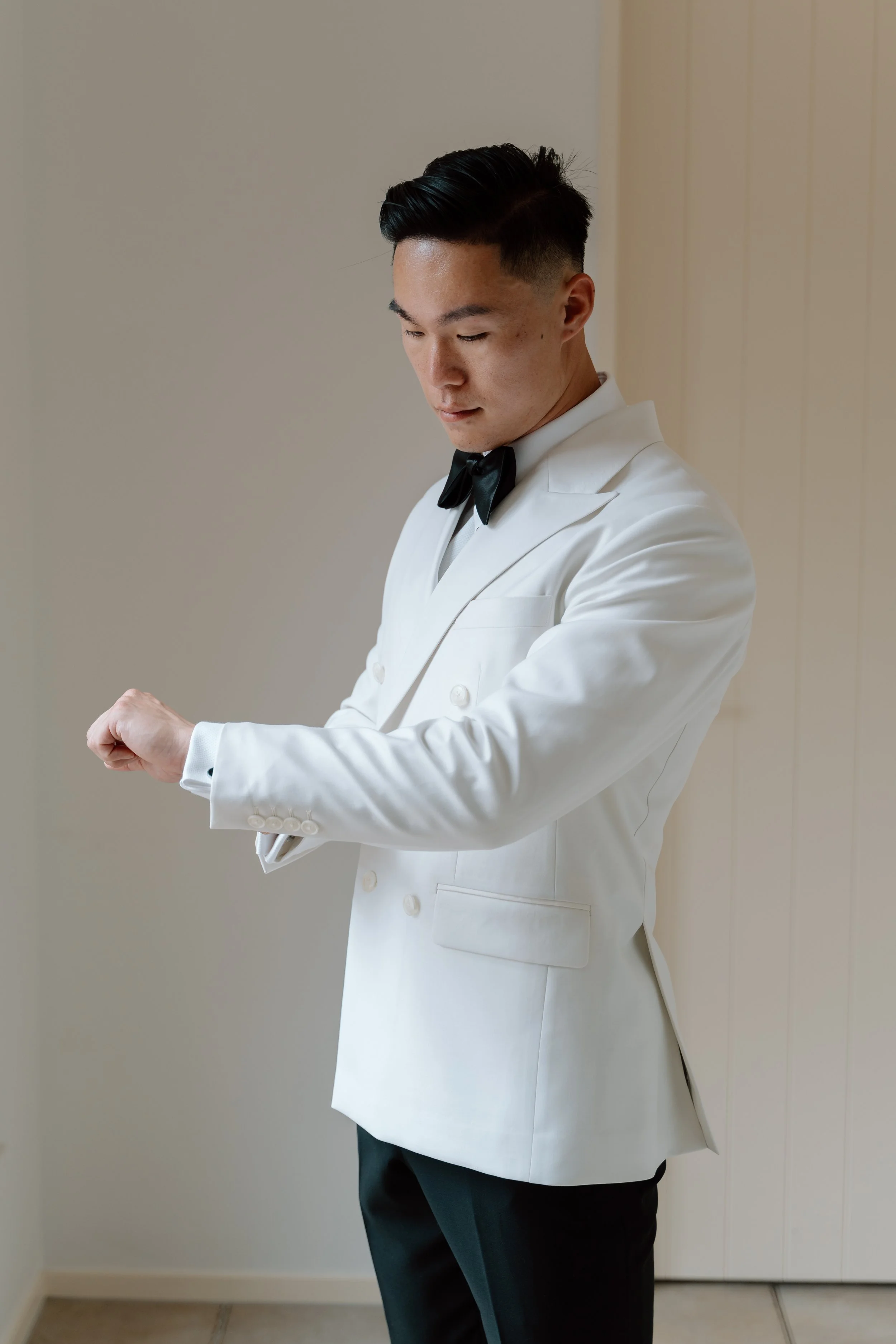 Mikki+Emily_Hunting-Lodge-Auckland-Wedding-Photographer34.jpg
