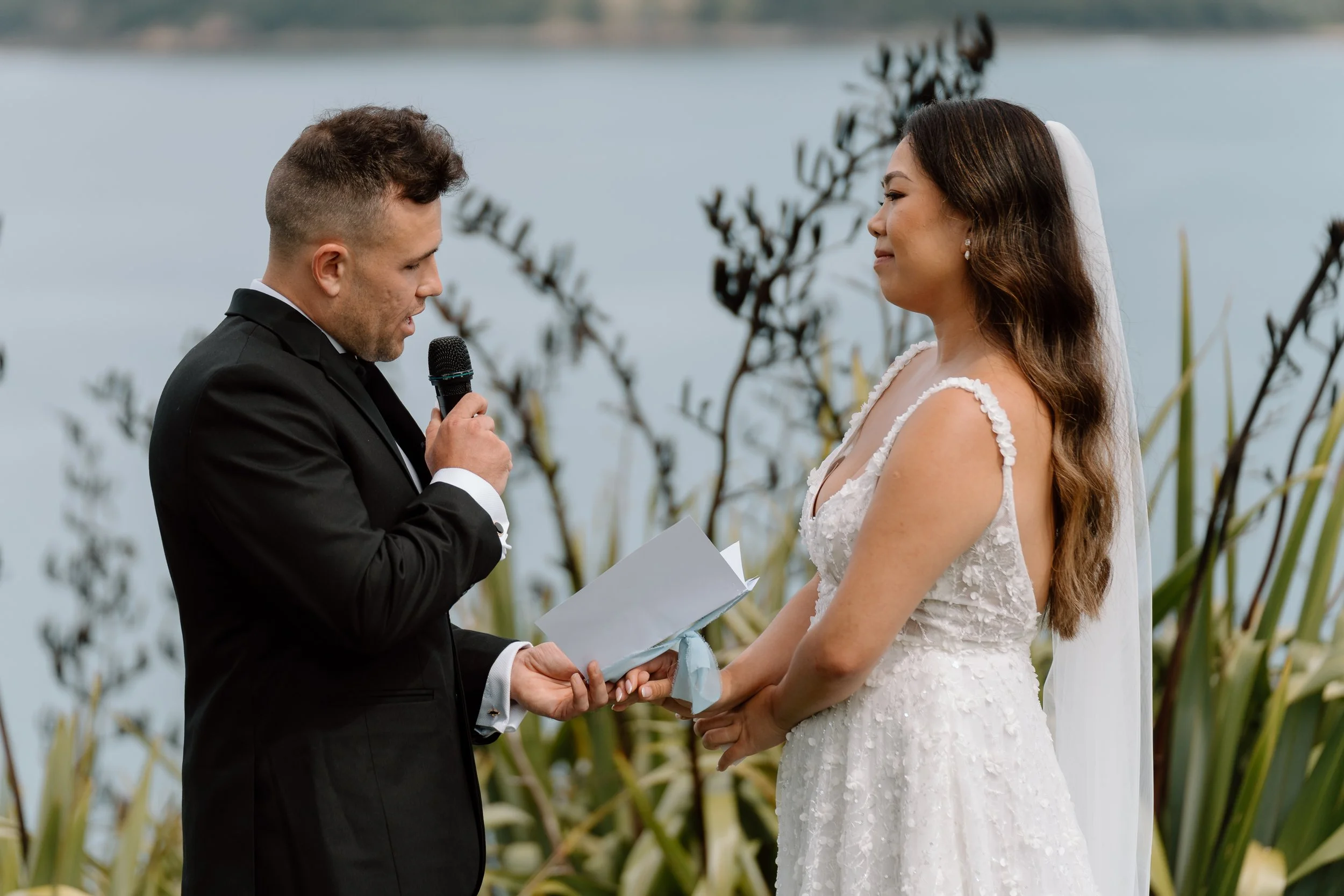 Dane+Anna-Orua-Beach-House-Wedding-Photographer100.jpg