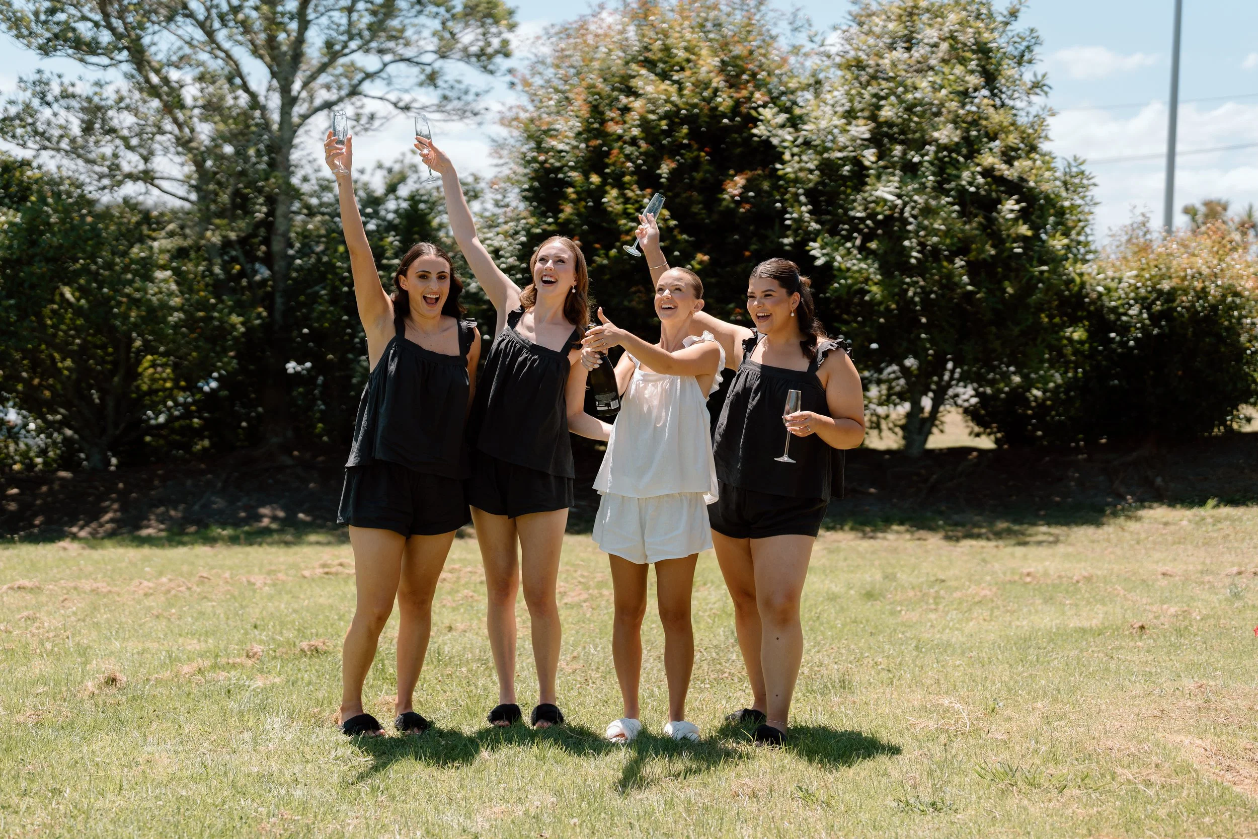 Brett+Nicoe_Markovina-Vineyard-Estate-Auckland-Wedding-Photography36.jpg