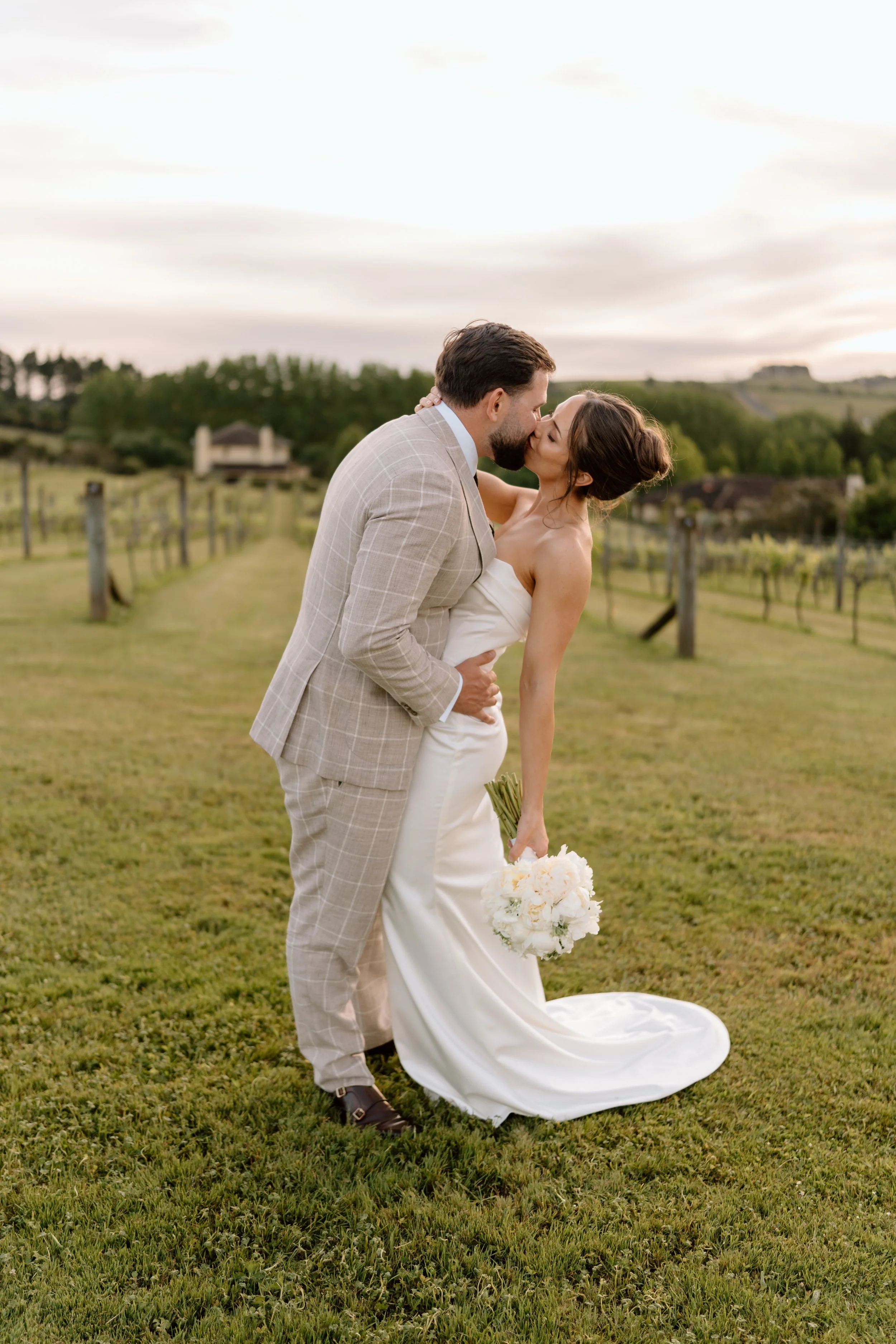 Hannah+Alex_Previews-242.jpg