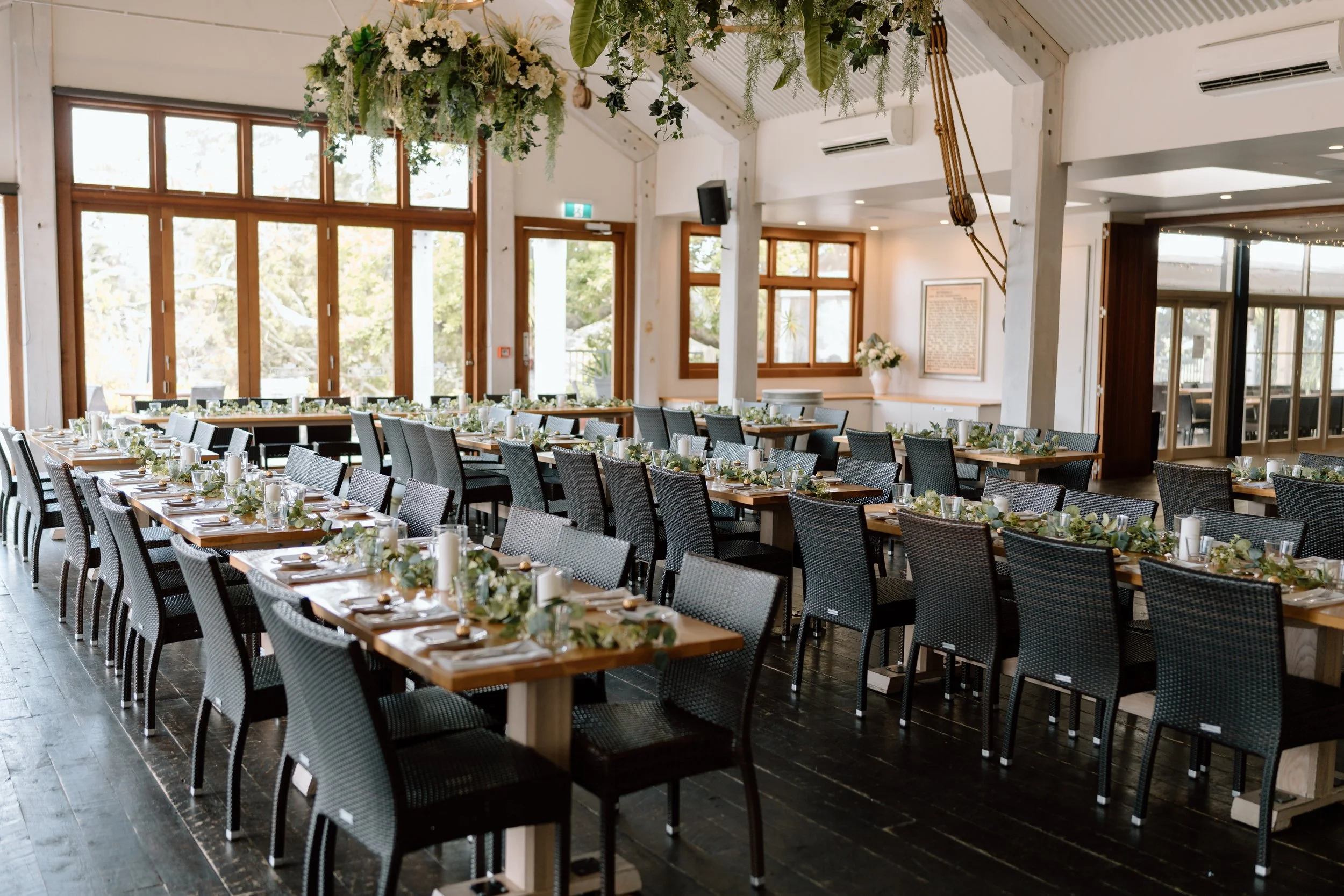 The-Boat-House-Riverhead-Auckland-Wedding-Venue-Emma-and-Hamish21.jpg