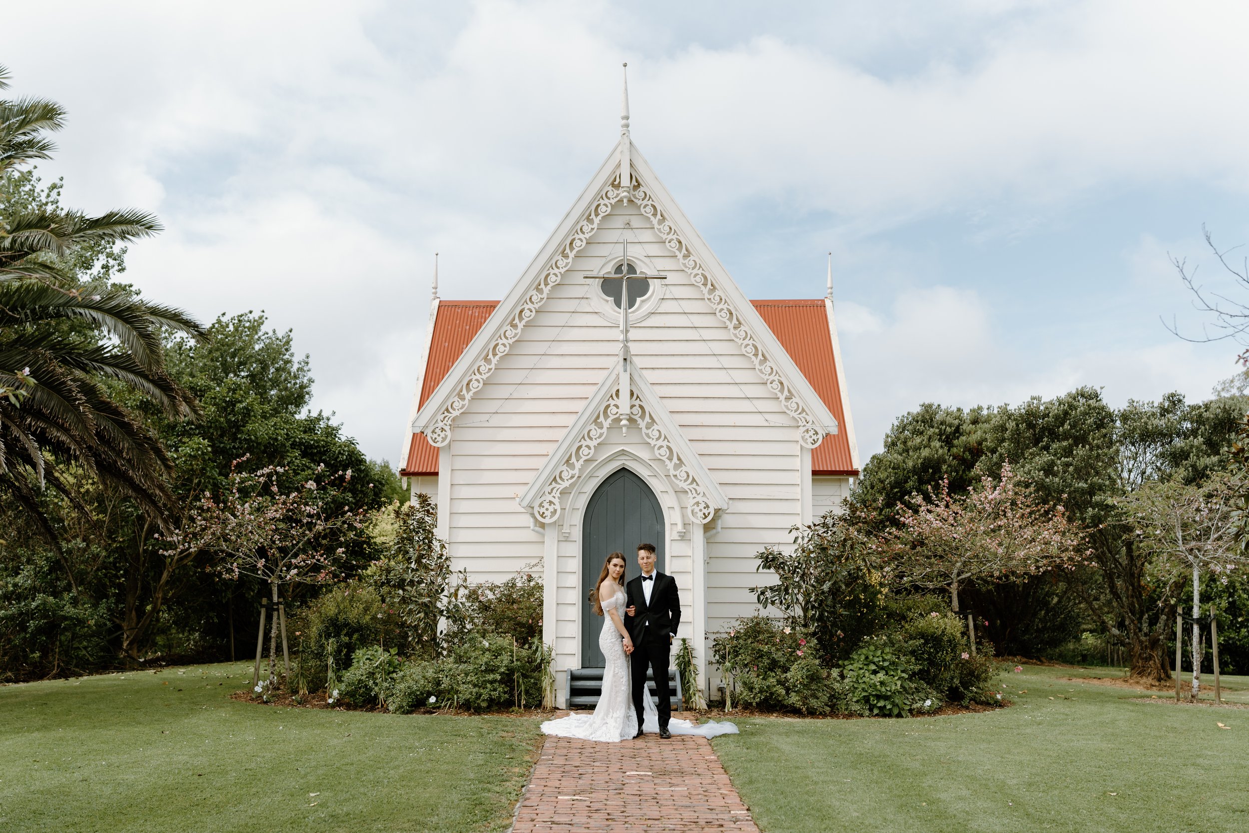Wedding at The Stables in Matakana, Auckland photography by Wild Souls